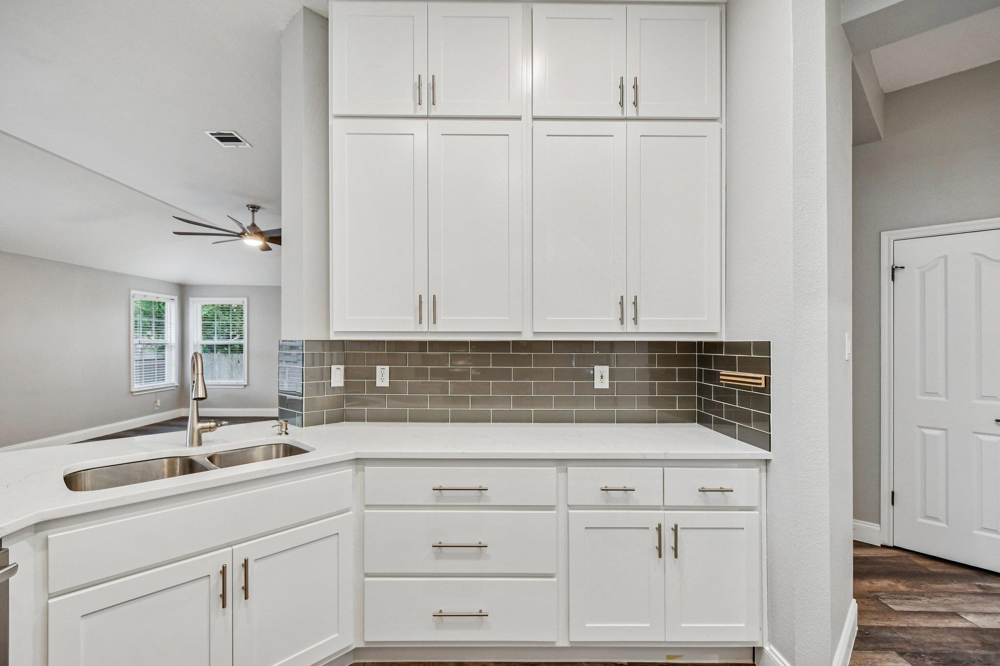 16800 Bailey Jean Dr, Round Rock, TX 78681