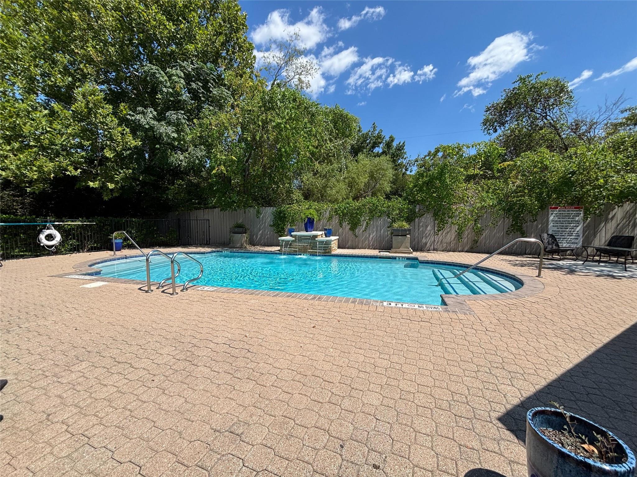 12401 Los Indios Trl # 44, Austin, TX 78729