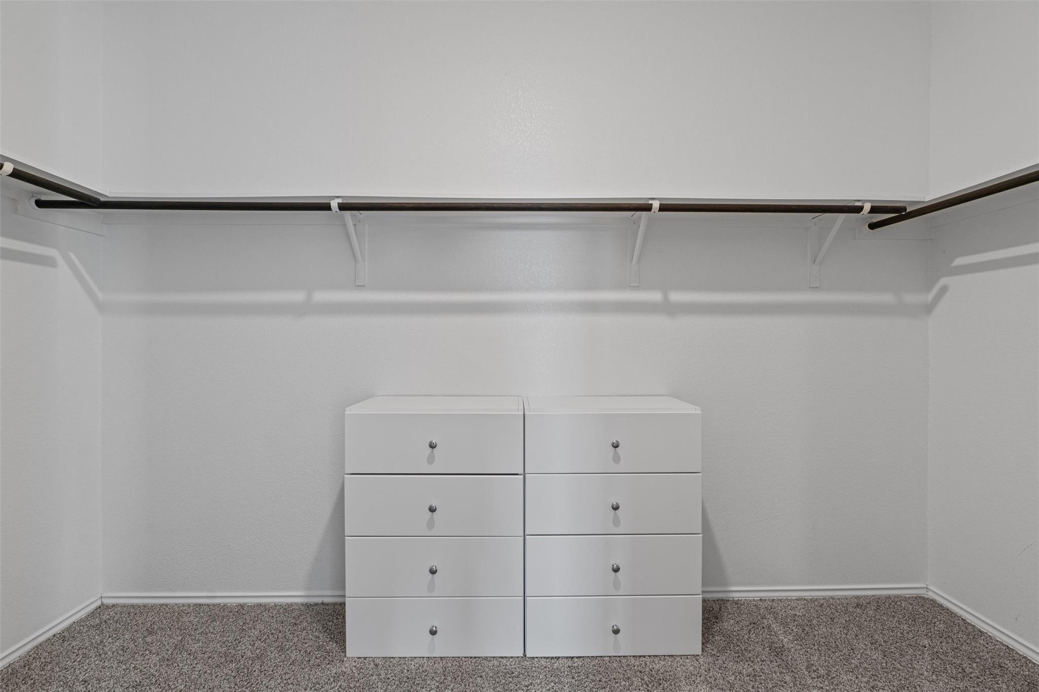 321 S Arnage Dr, Hutto, TX 78634