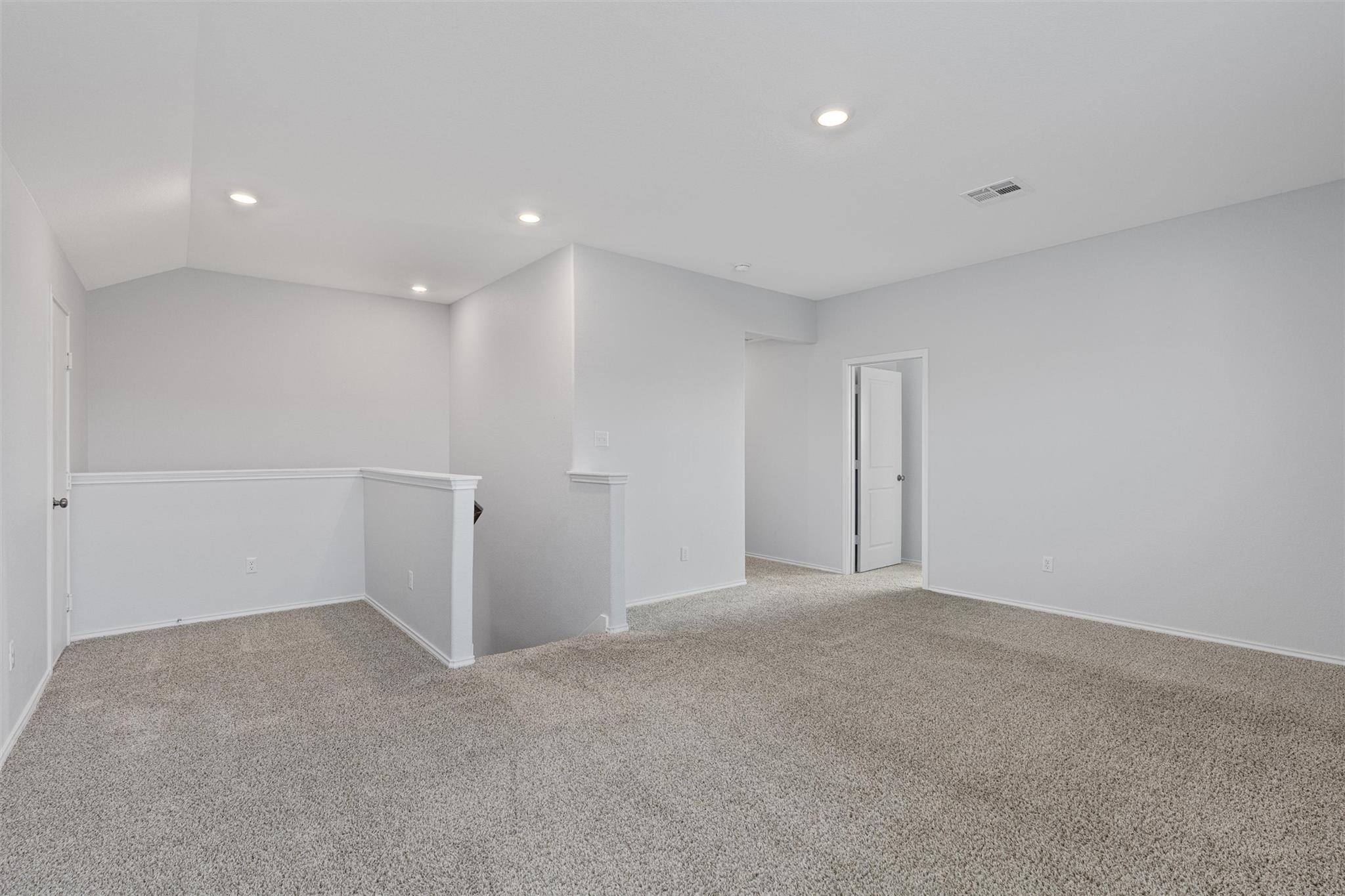 321 S Arnage Dr, Hutto, TX 78634