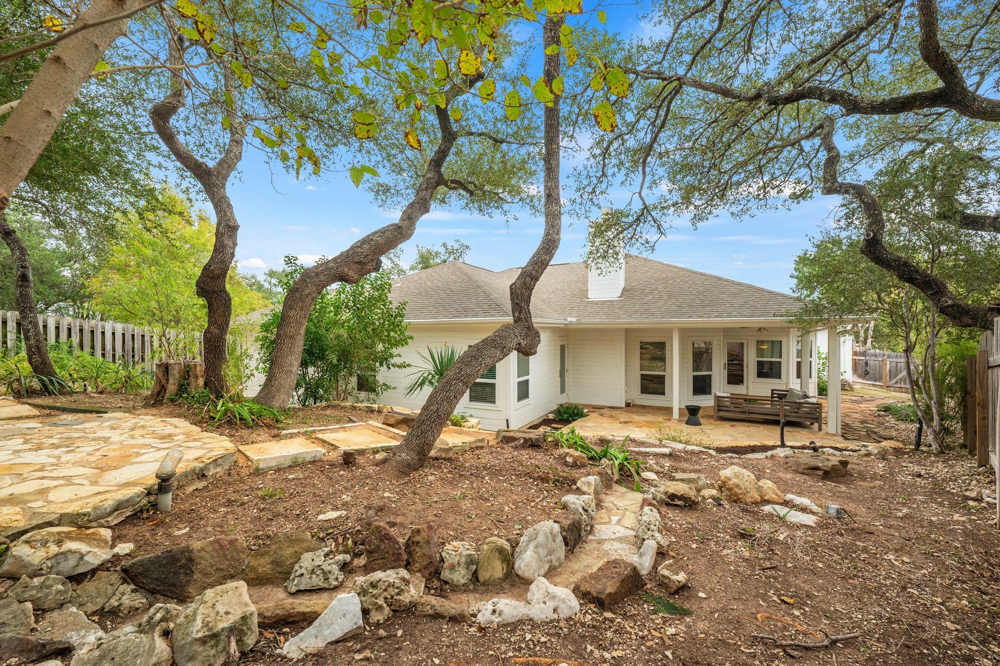 120 Copperleaf Rd, Lakeway, TX 78734