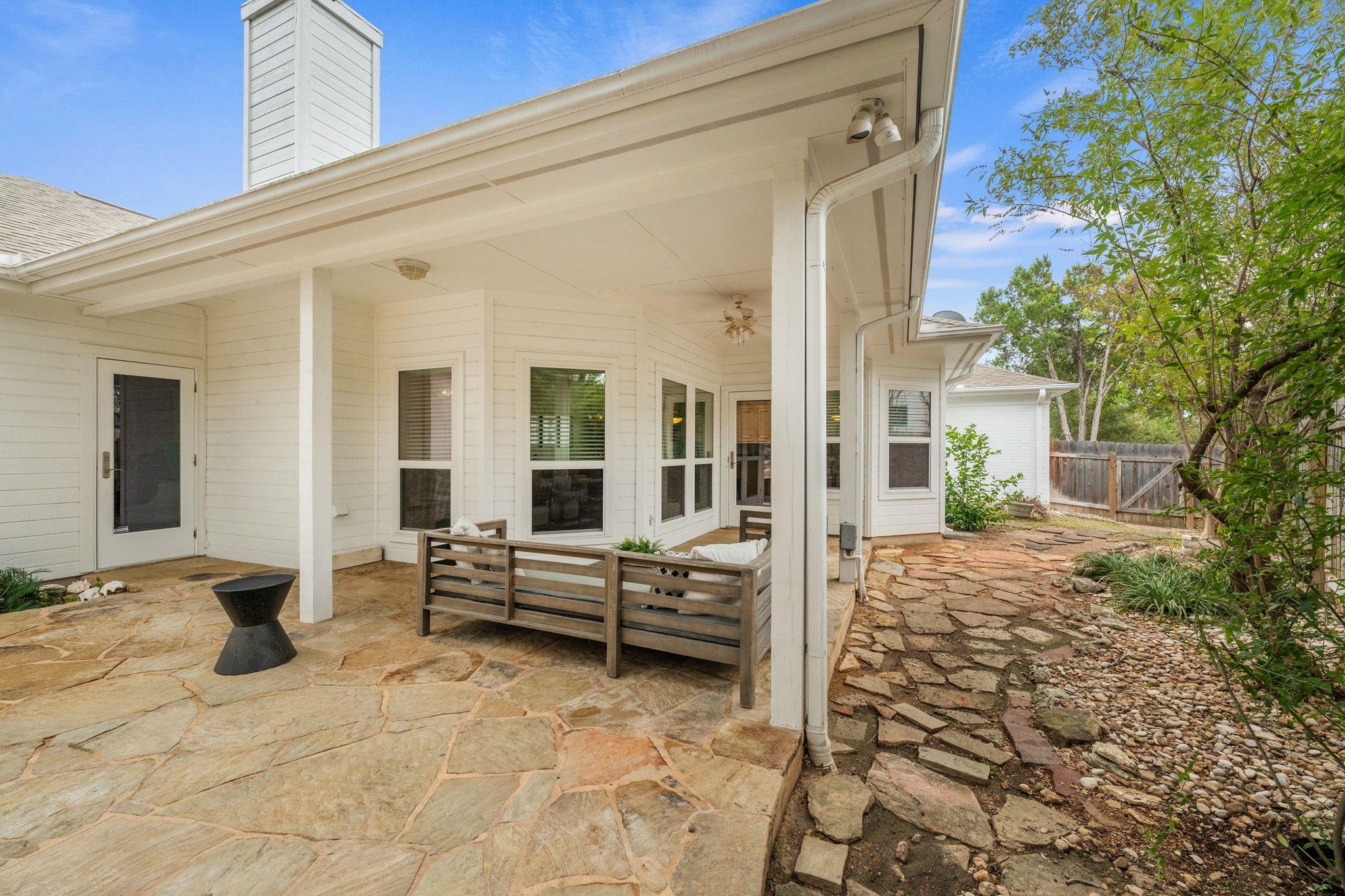 120 Copperleaf Rd, Lakeway, TX 78734