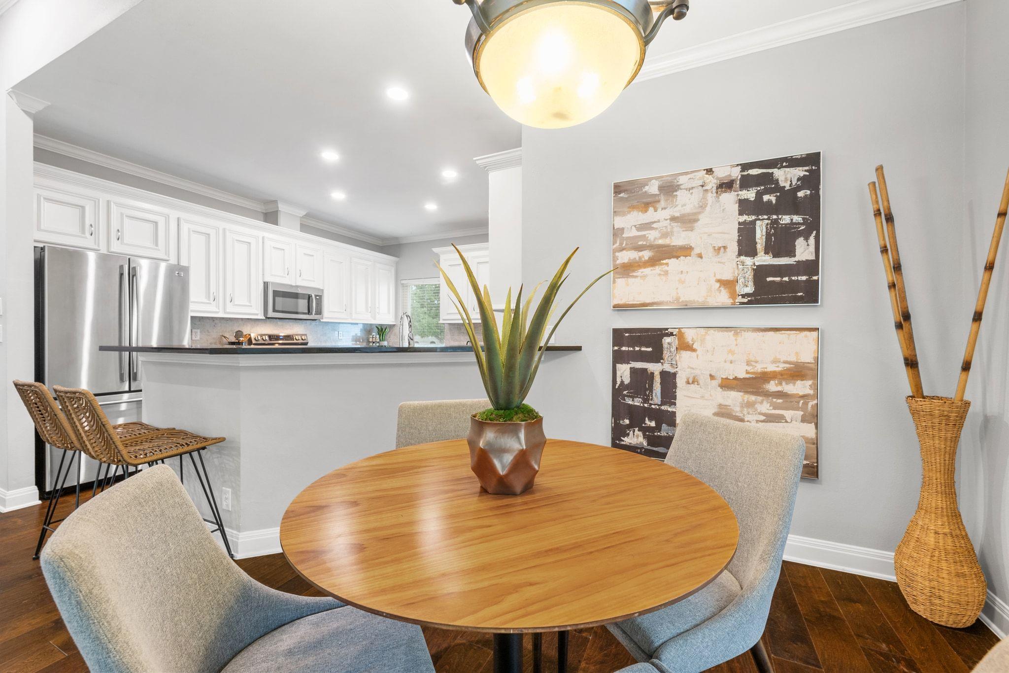 120 Copperleaf Rd, Lakeway, TX 78734