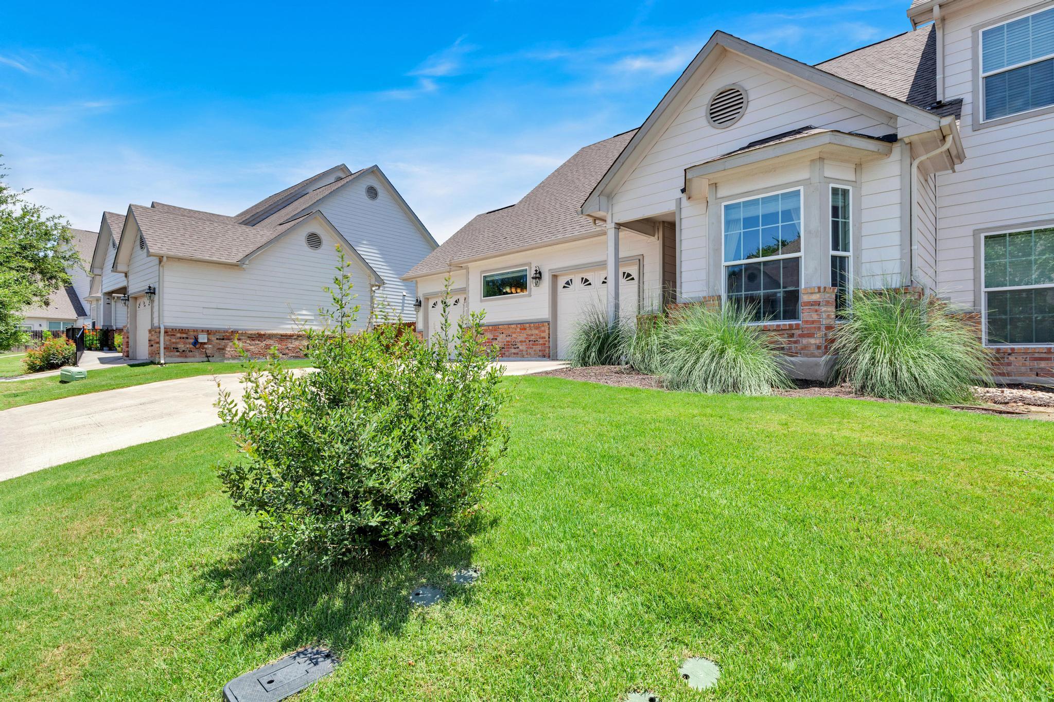 12153 Abbey Glen Ln, Austin, TX 78753