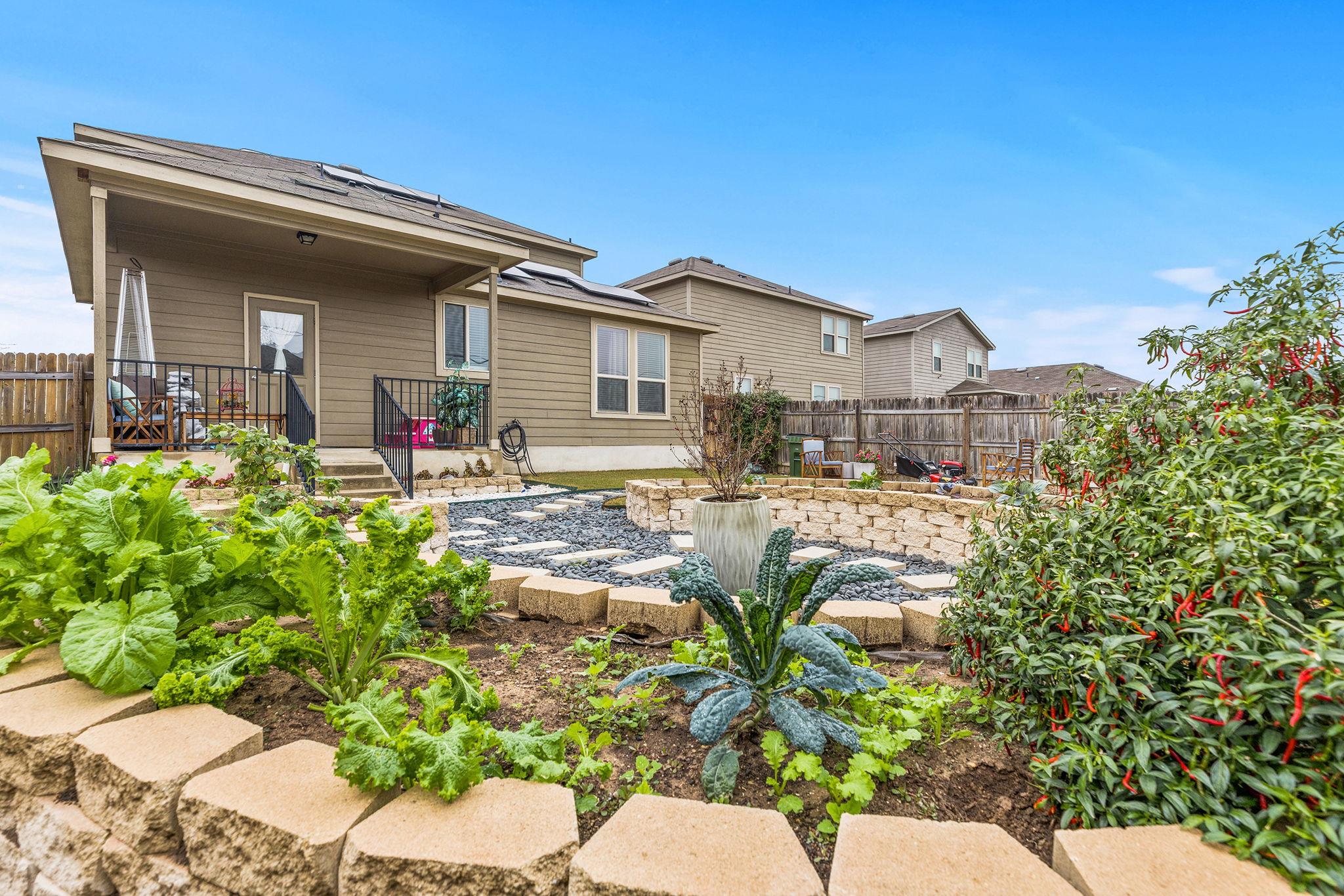 209 Ibis Falls Loop, Jarrell, TX 76537