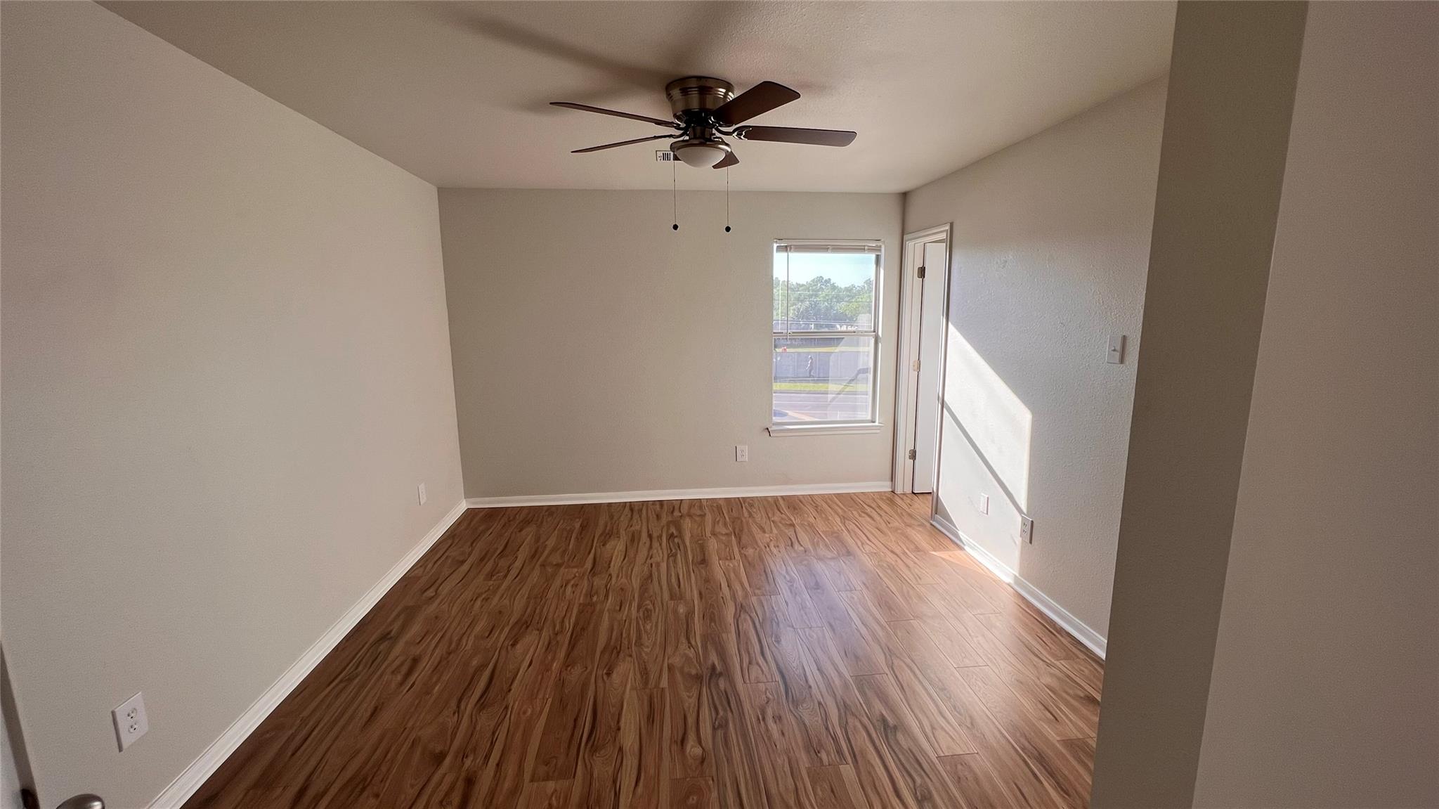 2865 Southampton Way # B, Round Rock, TX 78664