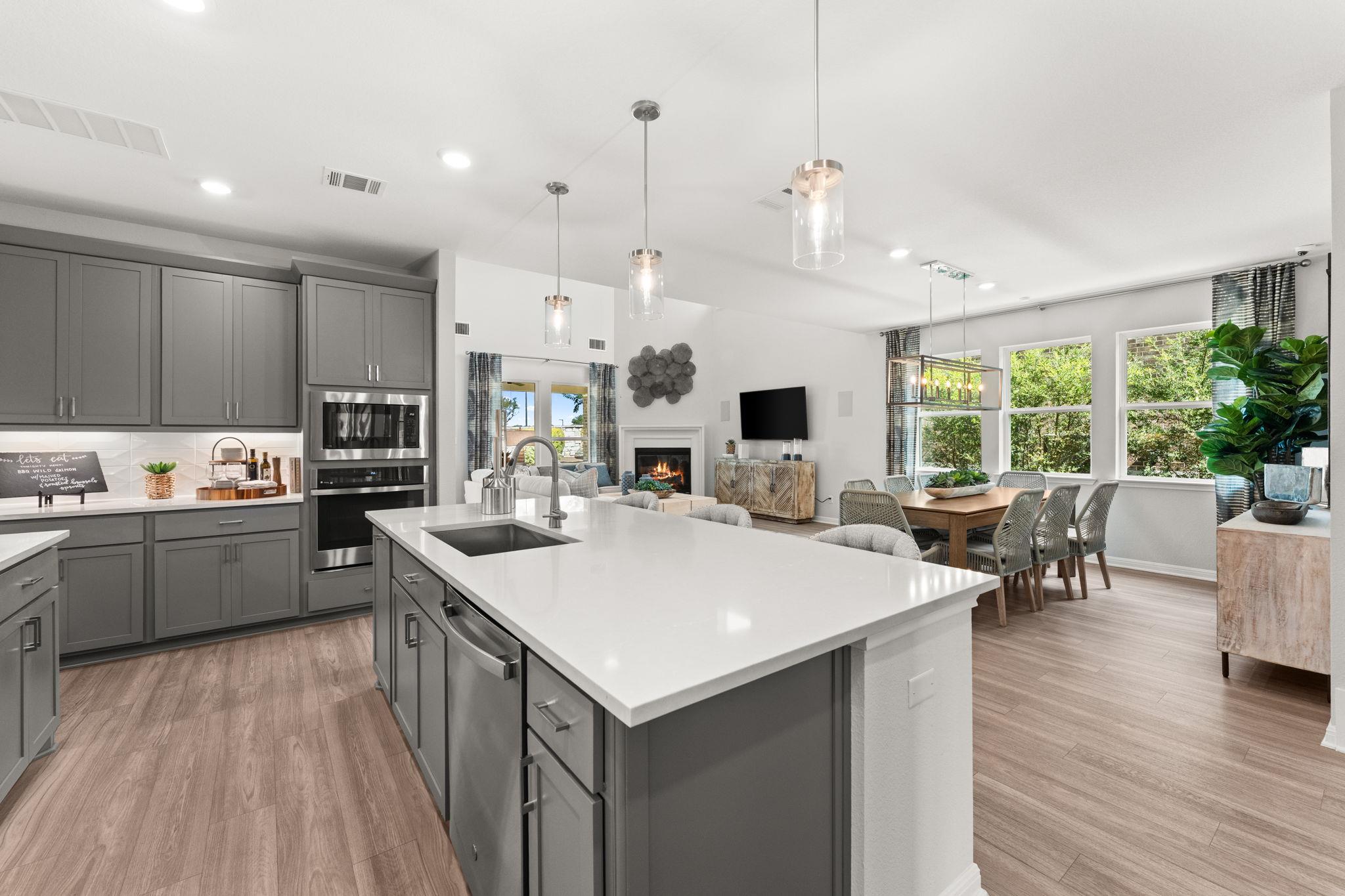 292 Milam Creek Dr, Kyle, TX 78640