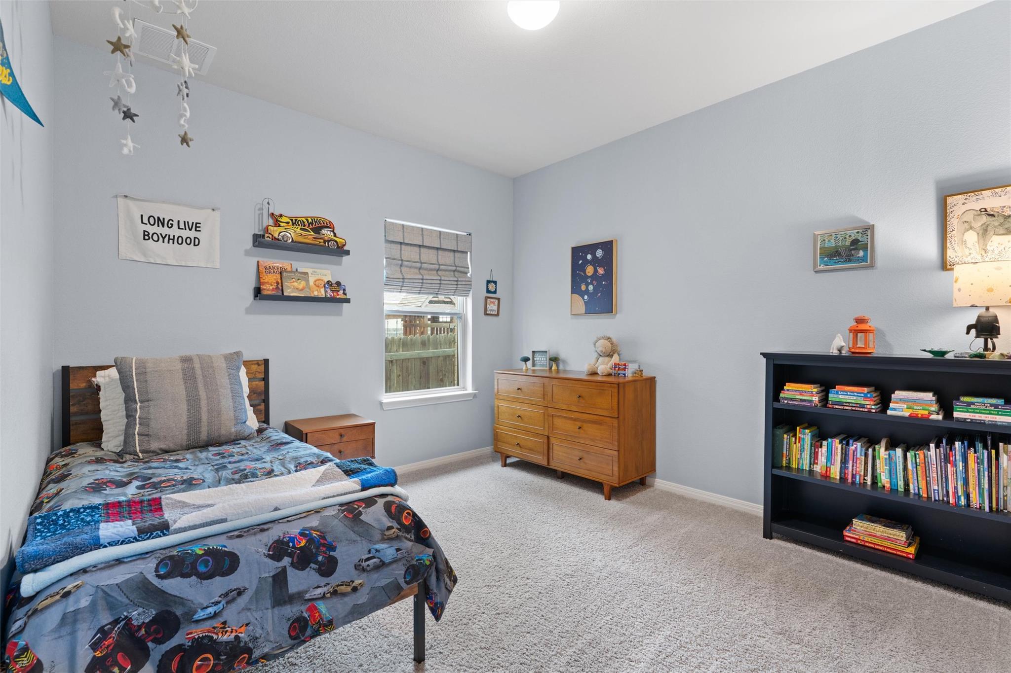 553 Blue Oak Blvd, San Marcos, TX 78666