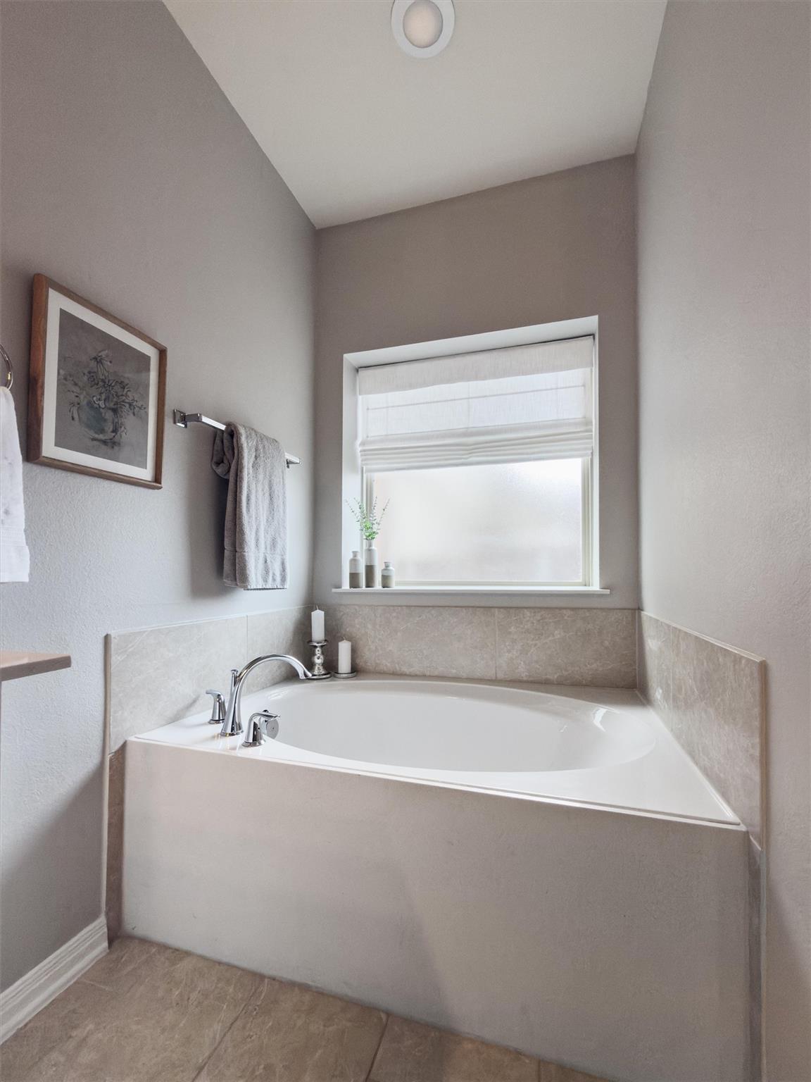 553 Blue Oak Blvd, San Marcos, TX 78666