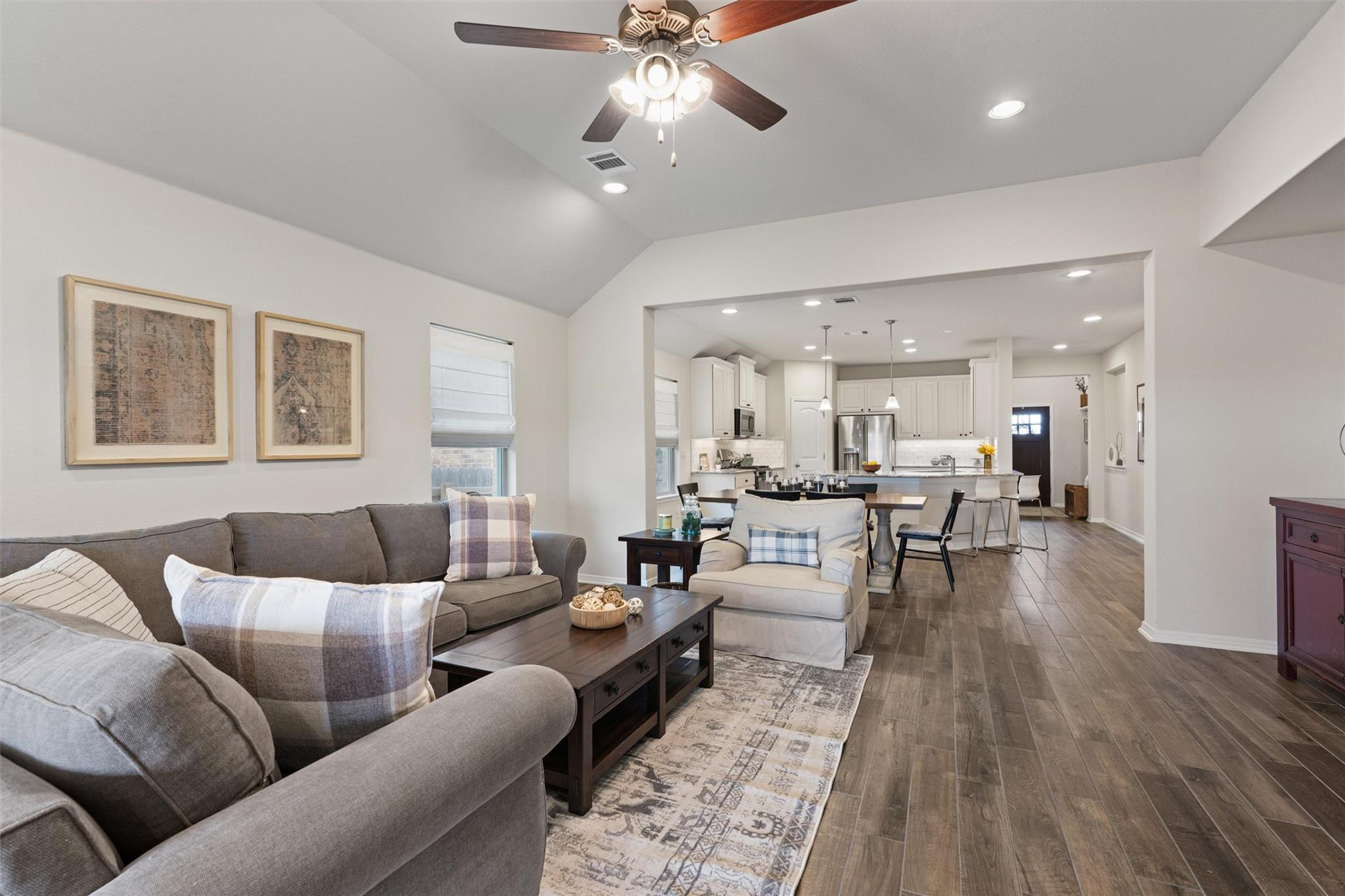 553 Blue Oak Blvd, San Marcos, TX 78666