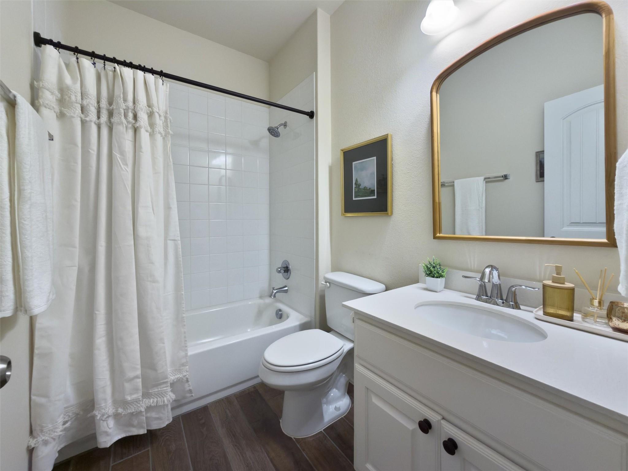 553 Blue Oak Blvd, San Marcos, TX 78666