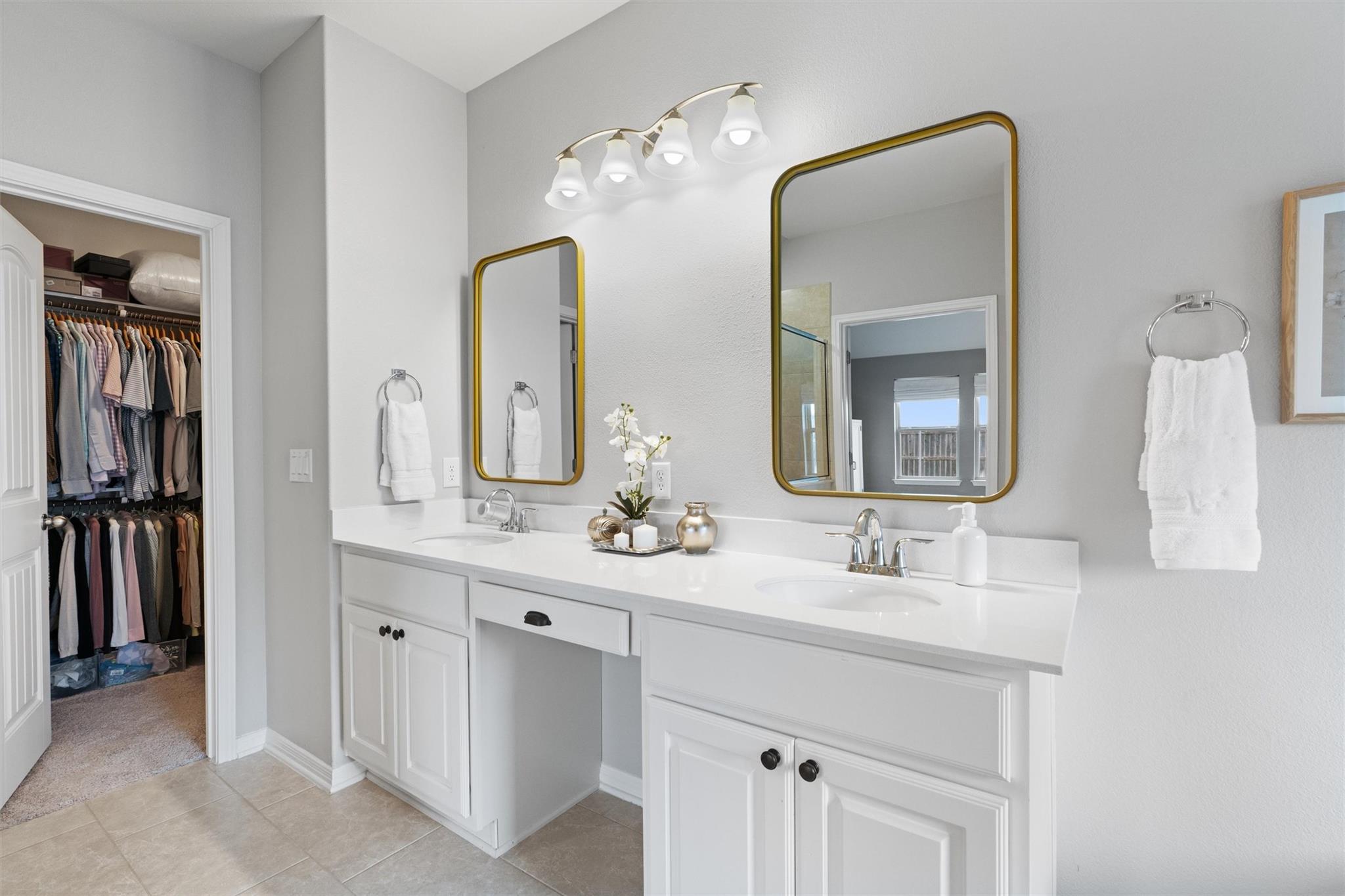 553 Blue Oak Blvd, San Marcos, TX 78666