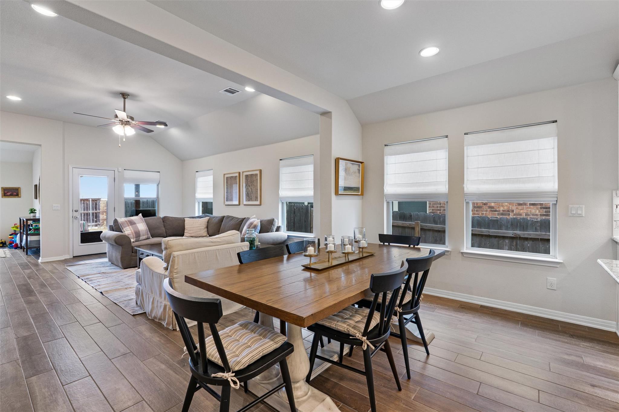 553 Blue Oak Blvd, San Marcos, TX 78666