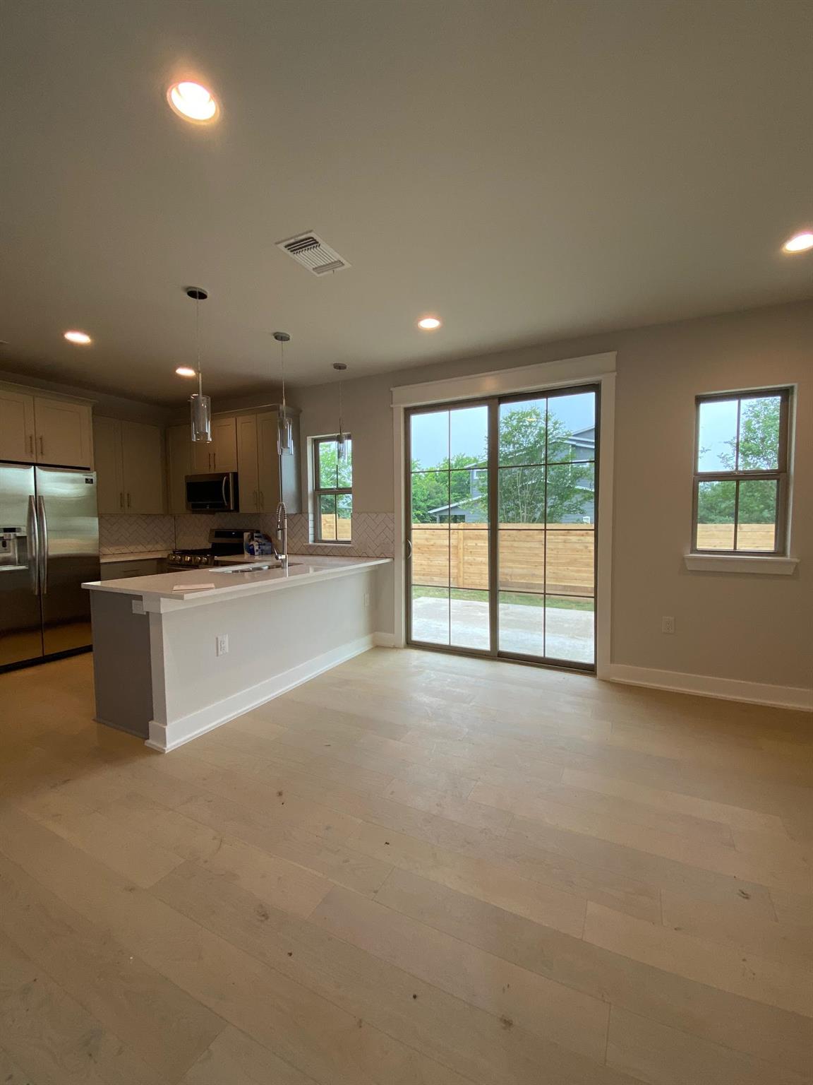 6920 Bethune Ave # 3, Austin, TX 78752