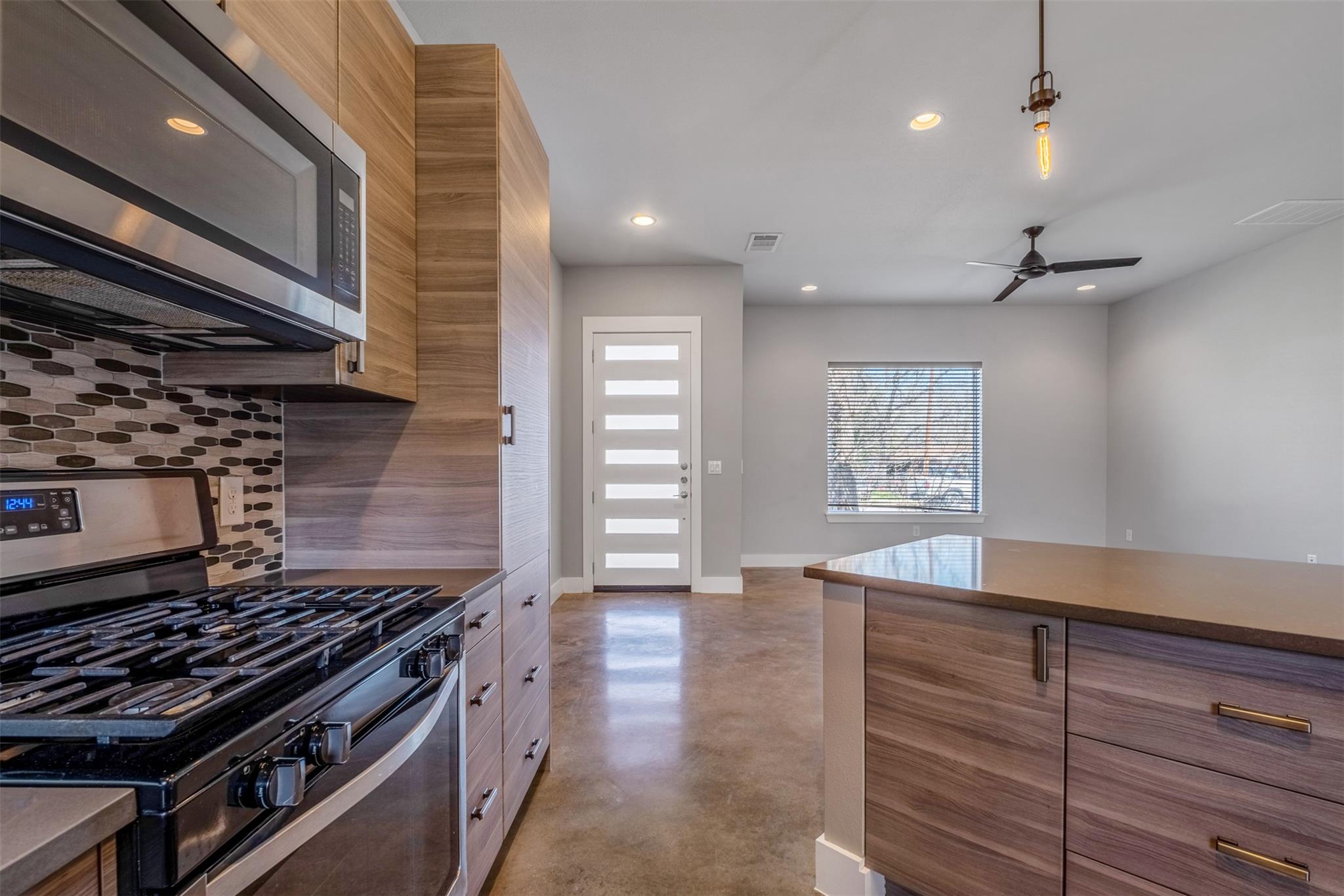 4707 Leslie Ave # A, Austin, TX 78721