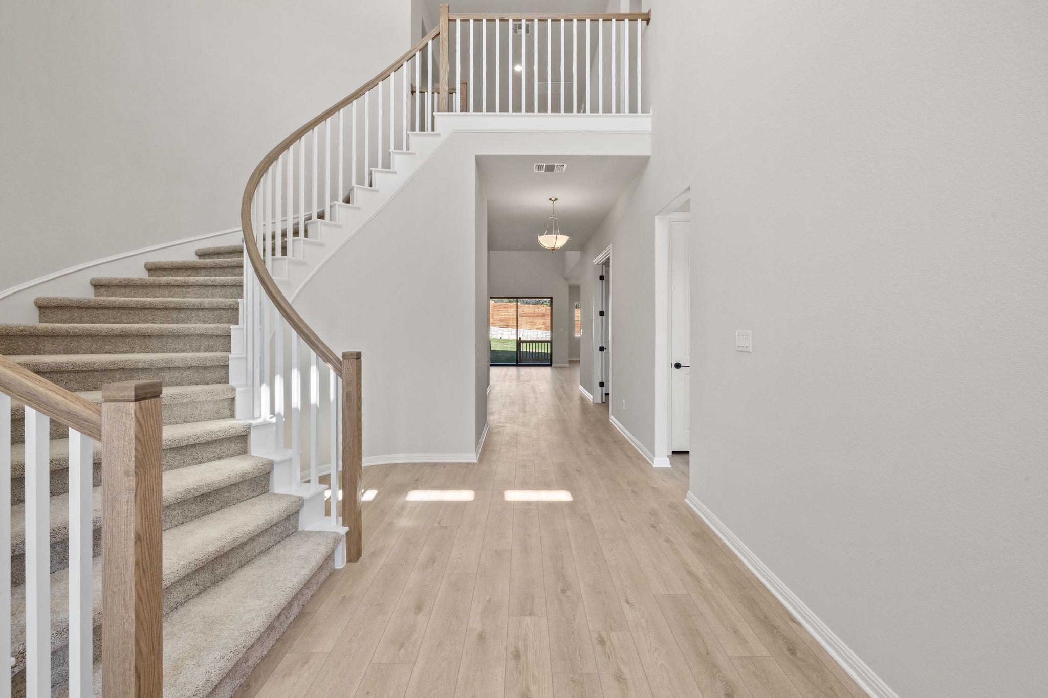 7616 Montage Dr, Austin, TX 78738