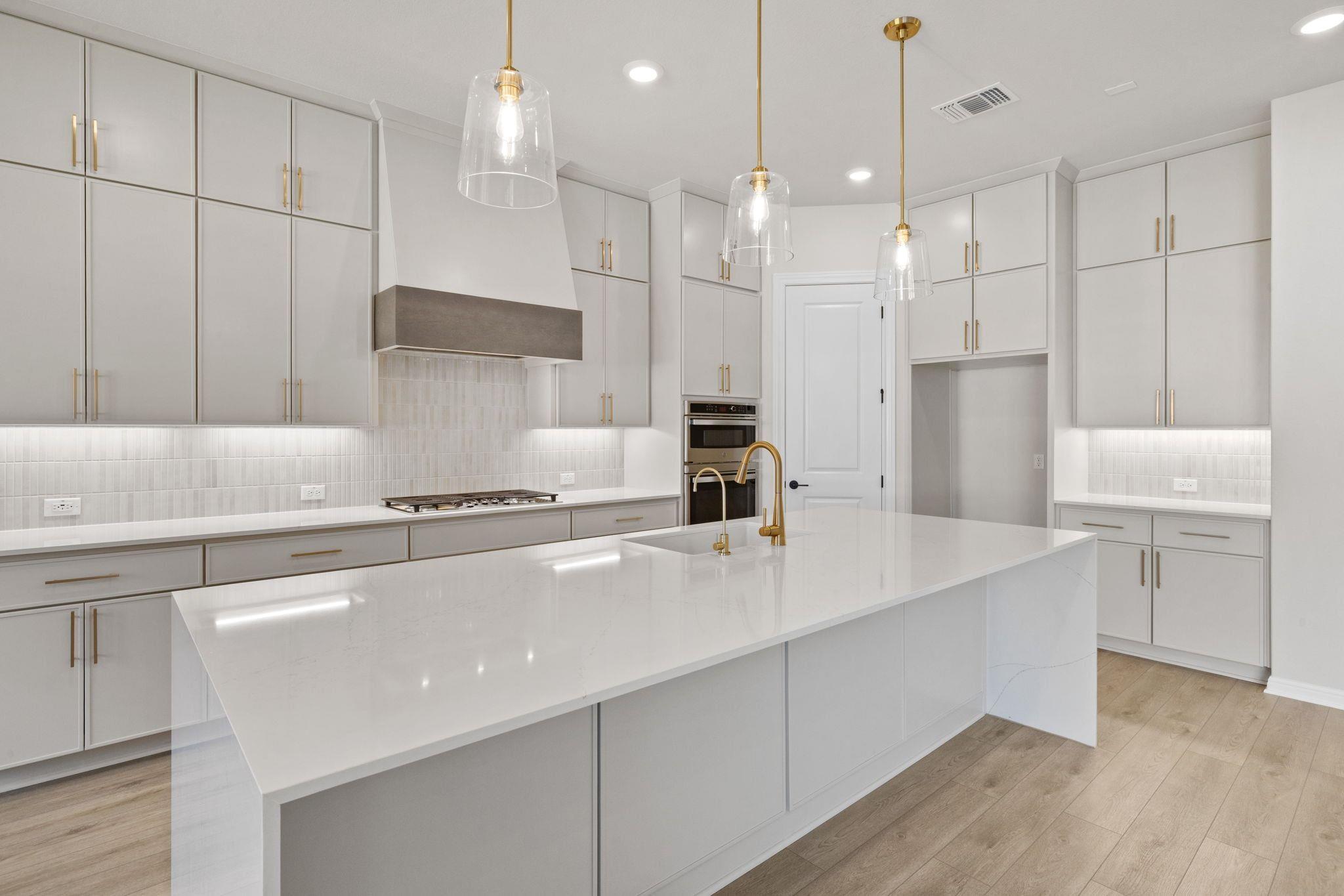 7616 Montage Dr, Austin, TX 78738