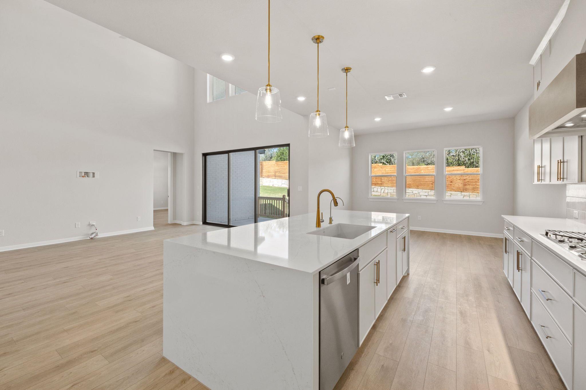 7616 Montage Dr, Austin, TX 78738