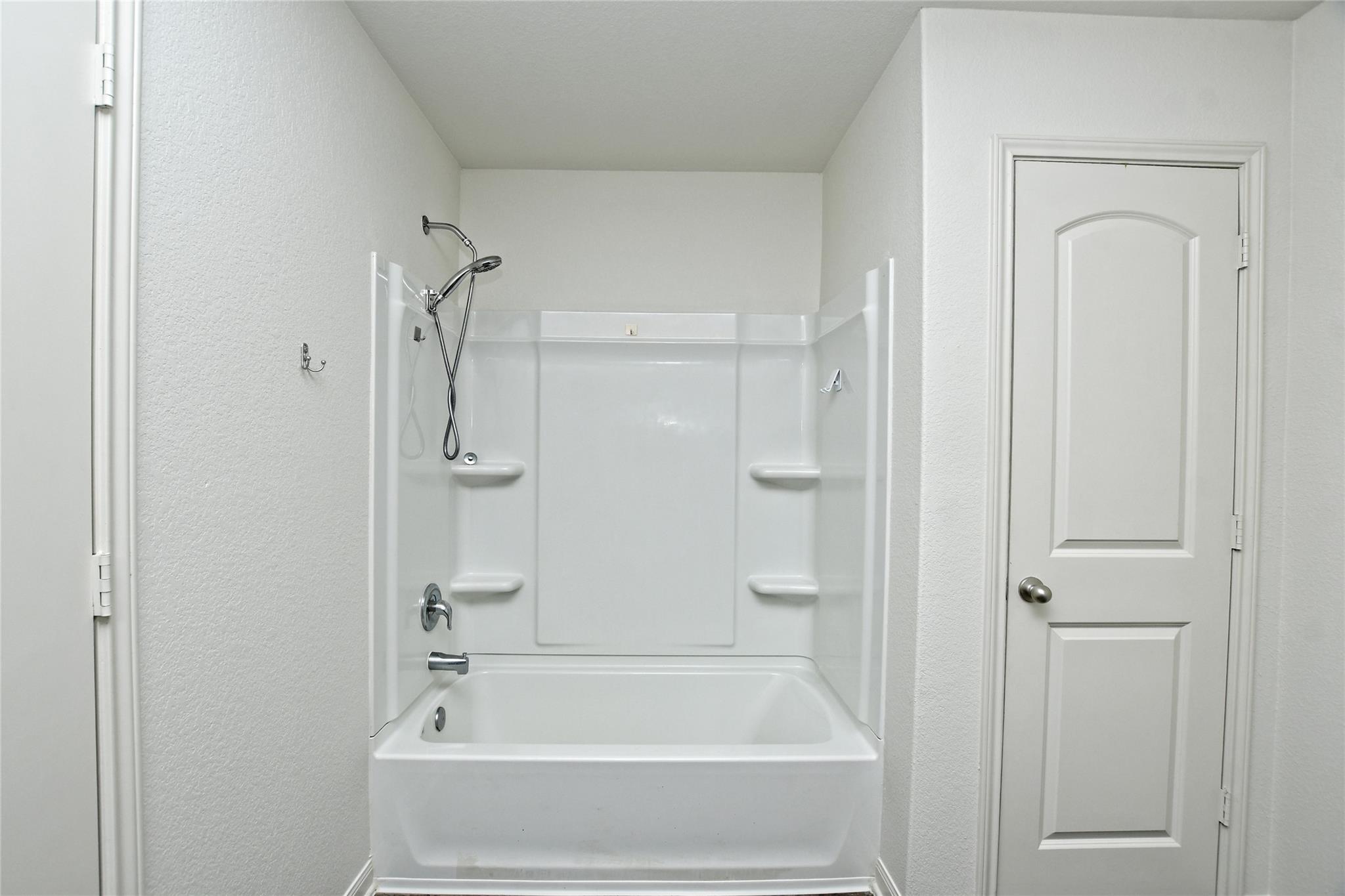 104 Independence Ave, Liberty Hill, TX 78642