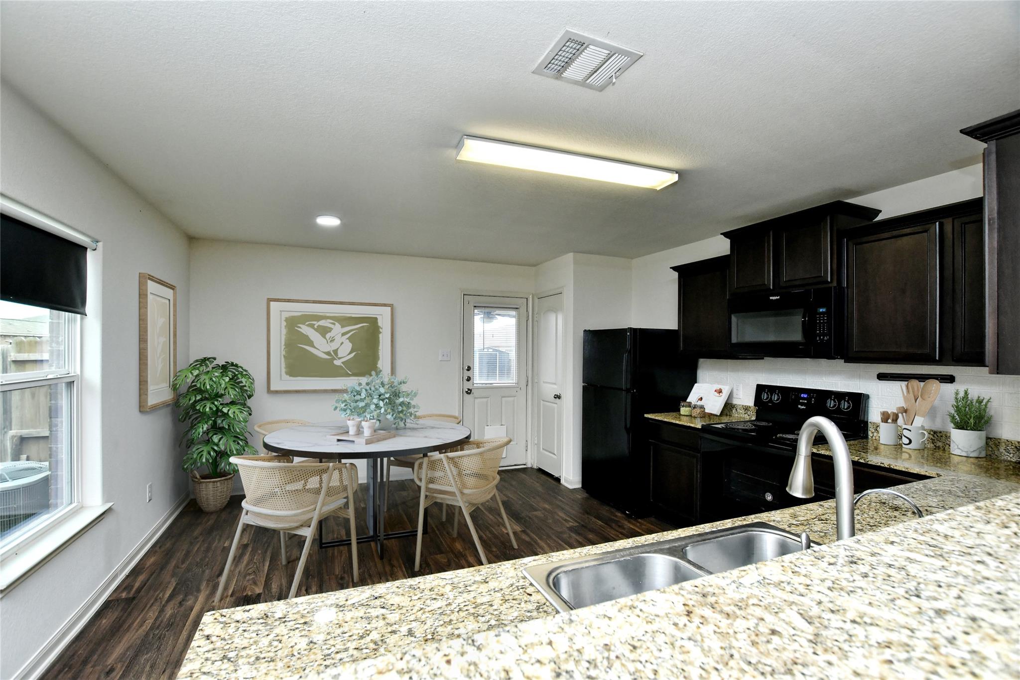 104 Independence Ave, Liberty Hill, TX 78642