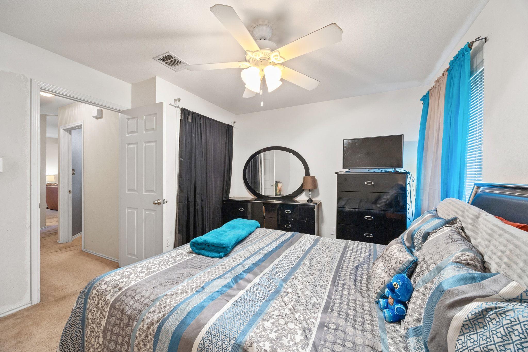 1906 W Pflugerville Pkwy, Round Rock, TX 78664