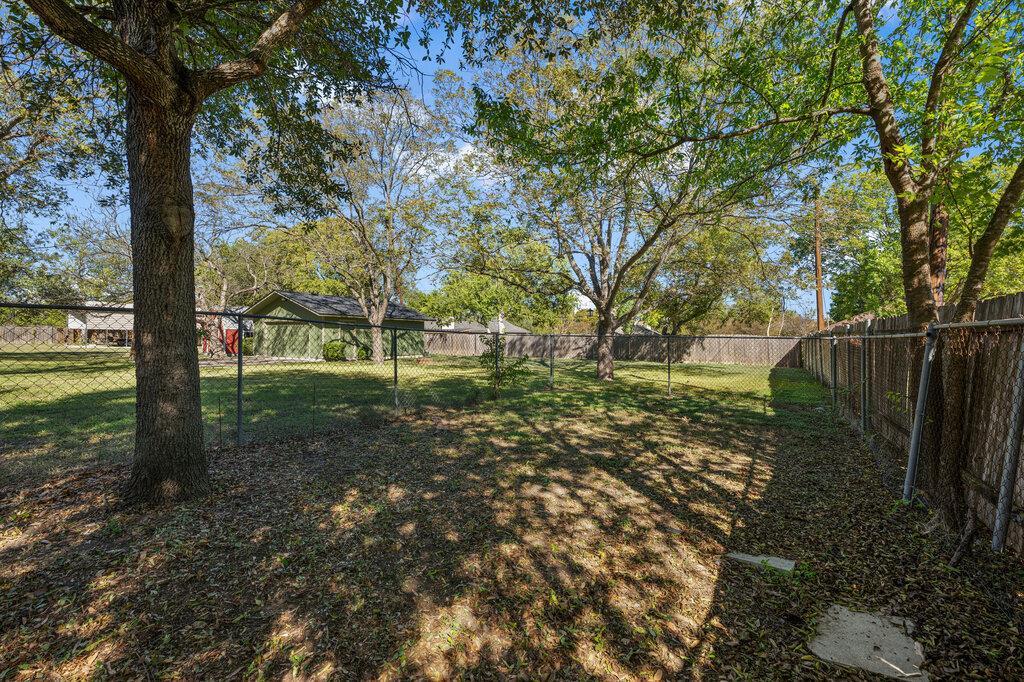 1802 Bumblebee Dr, Pflugerville, TX 78660