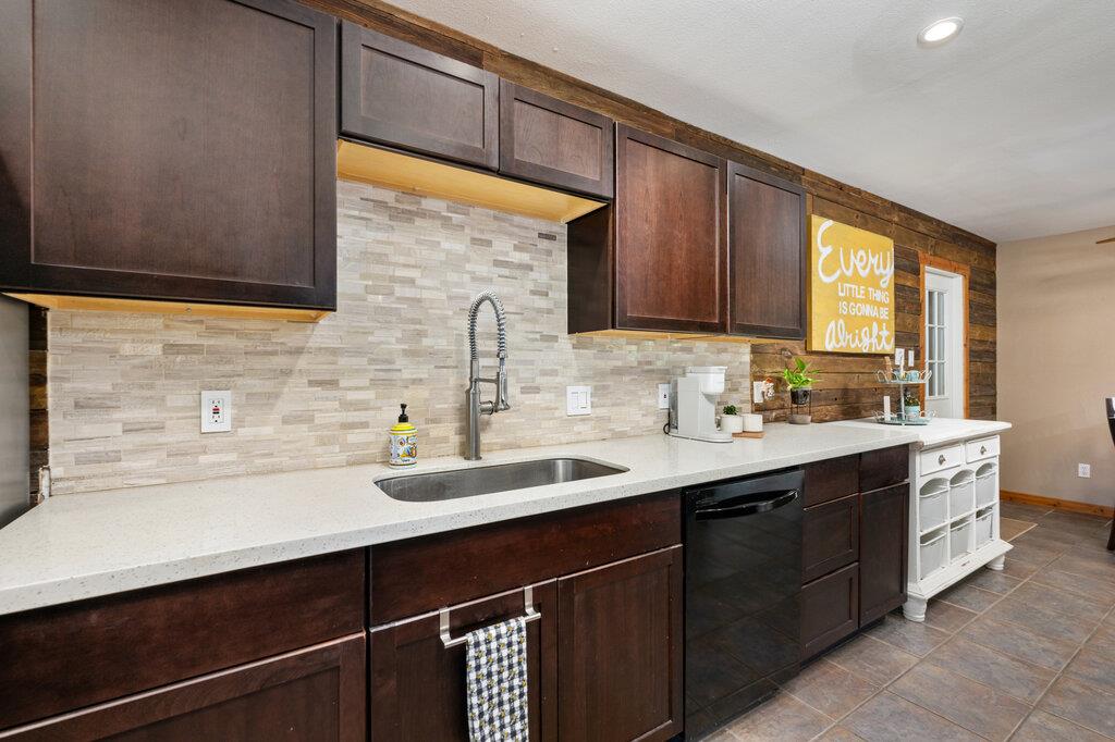 1802 Bumblebee Dr, Pflugerville, TX 78660