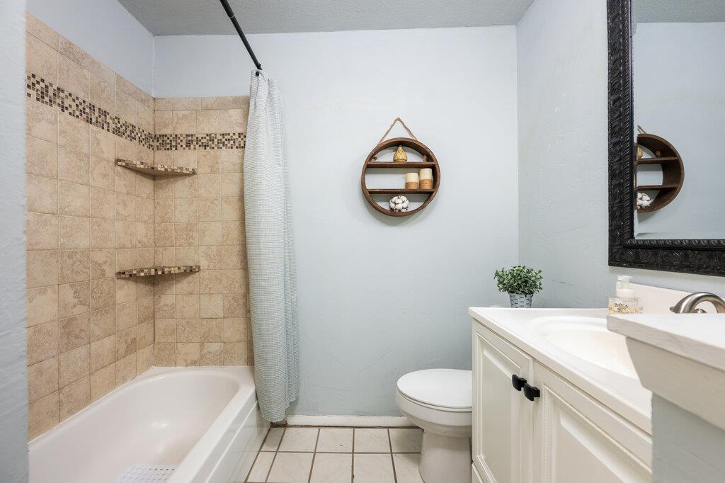 1802 Bumblebee Dr, Pflugerville, TX 78660