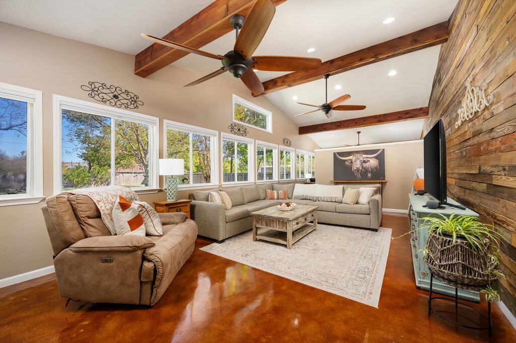 1802 Bumblebee Dr, Pflugerville, TX 78660