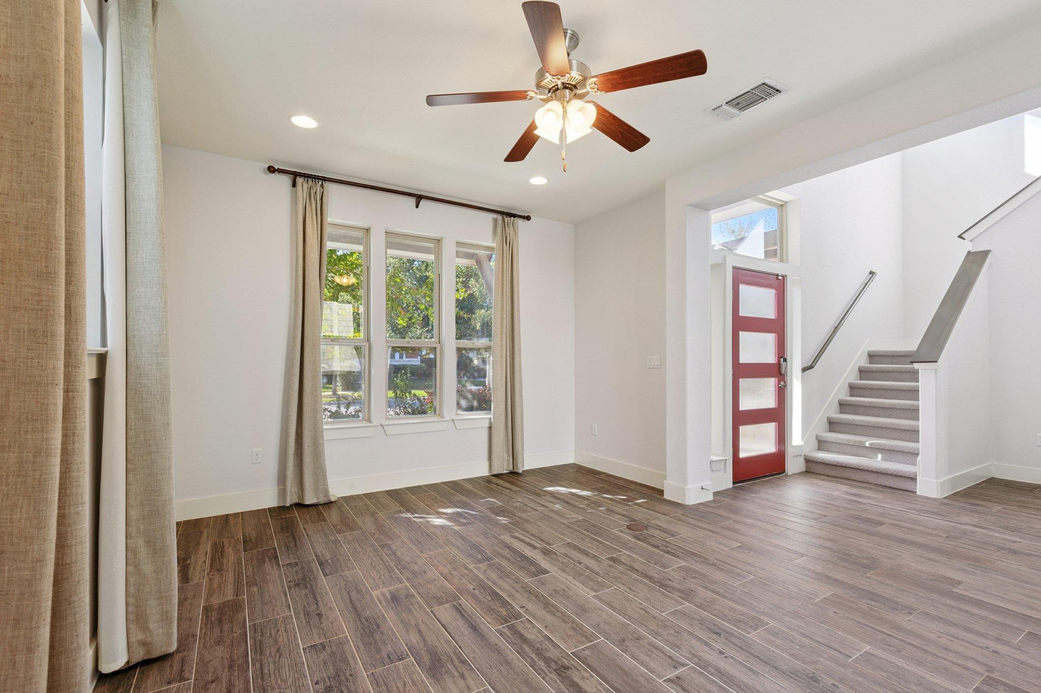 6000 Baythorne Dr, Austin, TX 78747