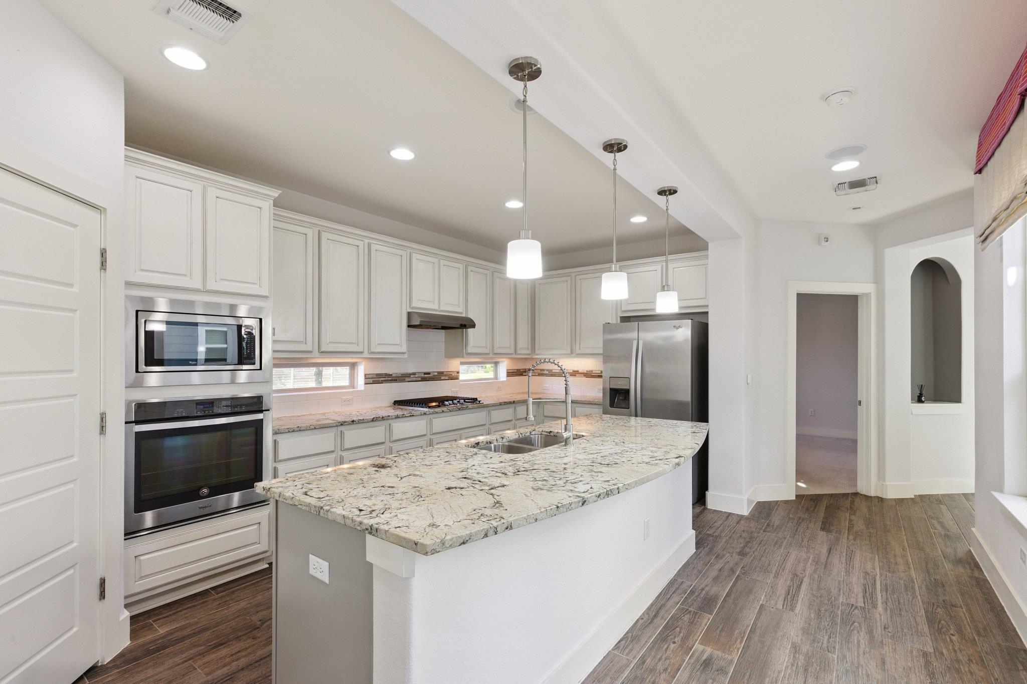 6000 Baythorne Dr, Austin, TX 78747