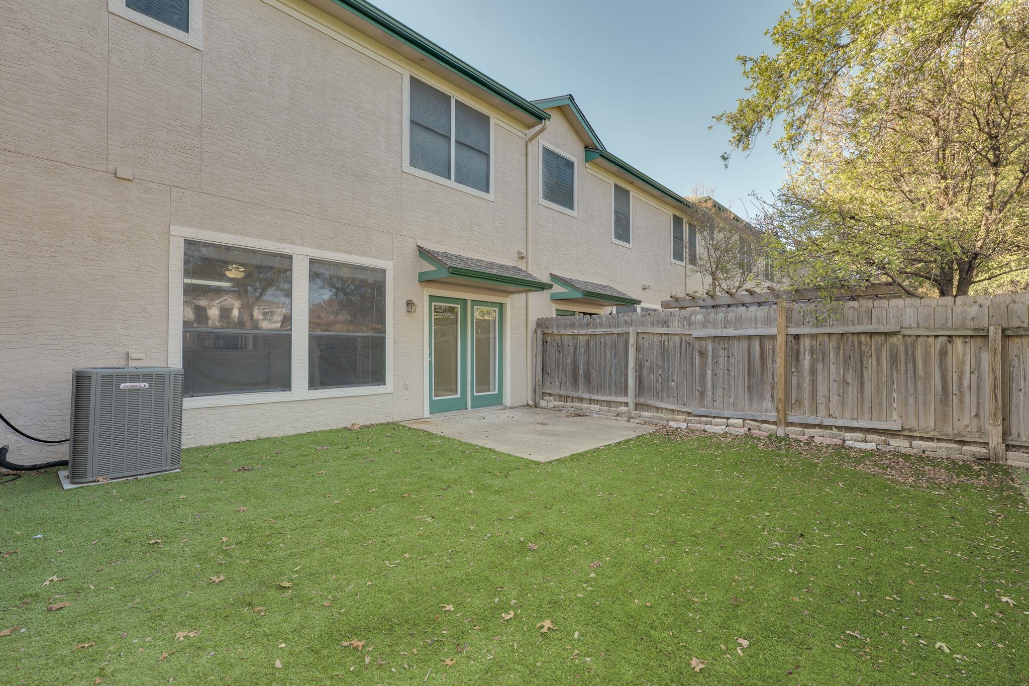 2100 Pipers Field Dr # 14, Austin, TX 78758