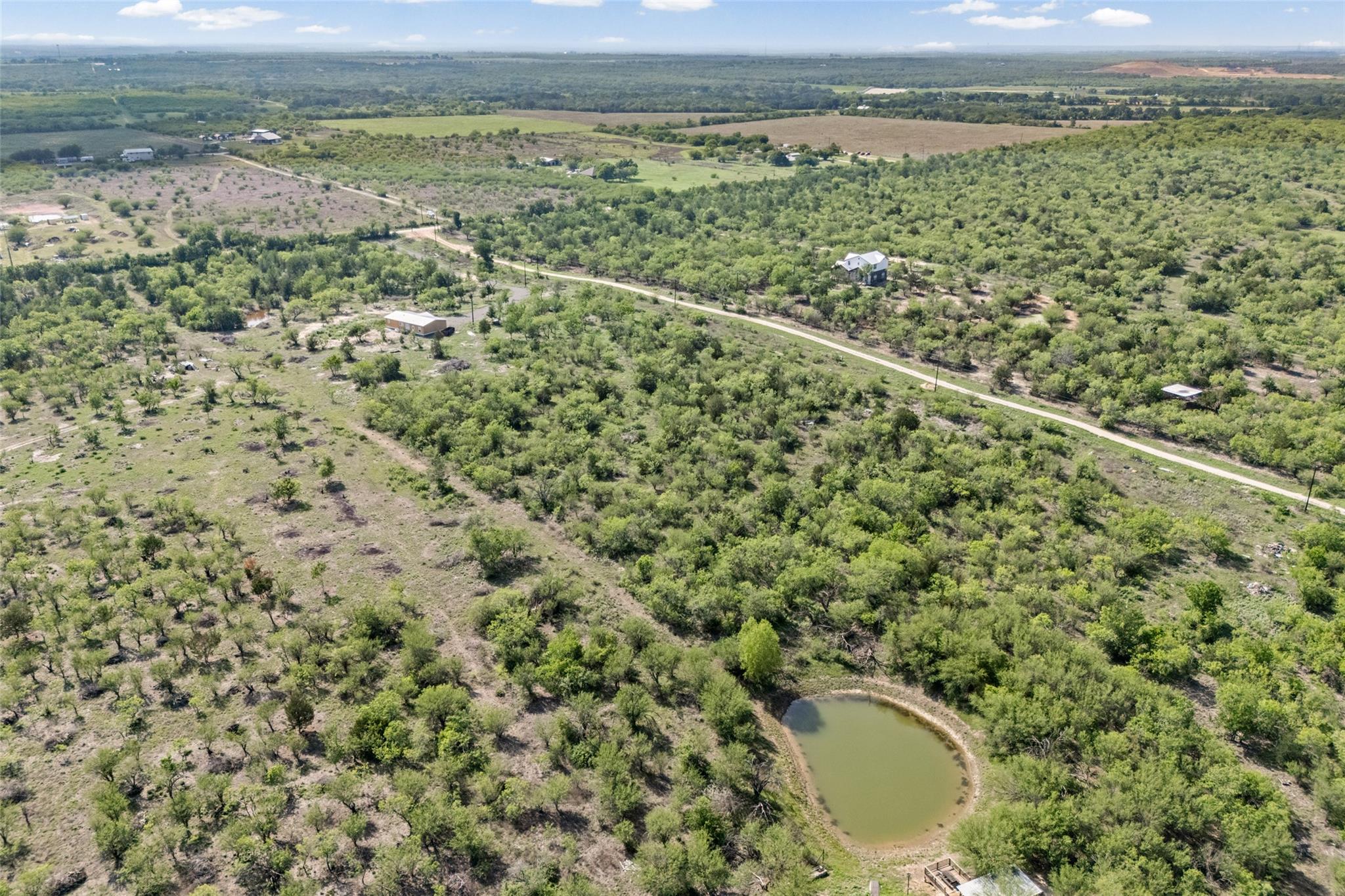 3882 Dry Creek Rd, Lockhart, TX 78644