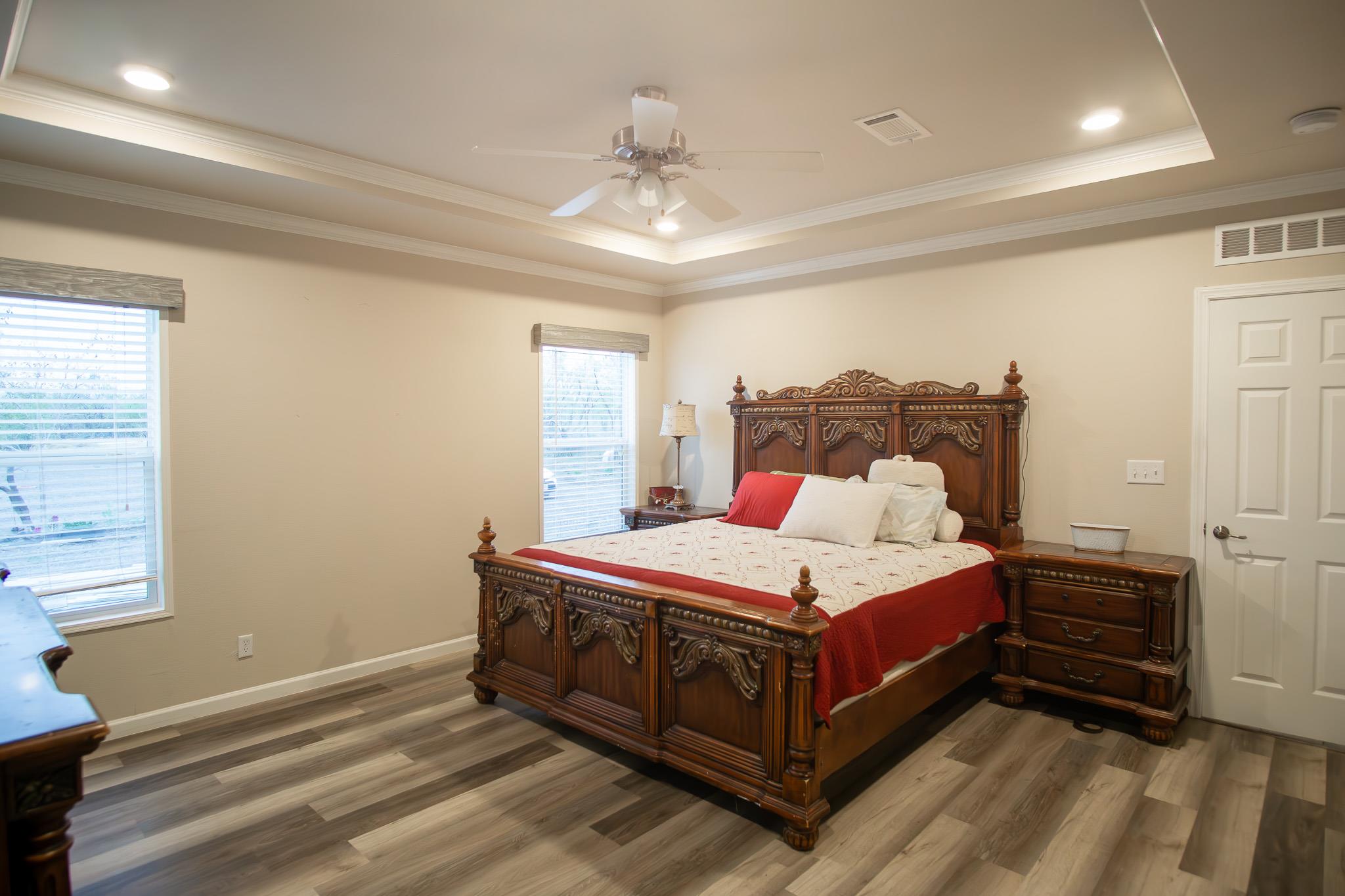 3882 Dry Creek Rd, Lockhart, TX 78644