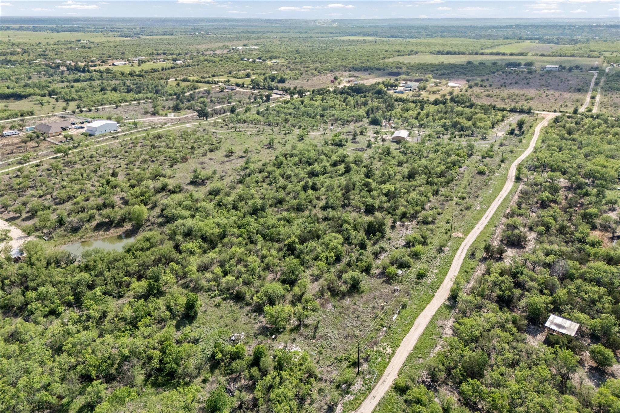 3882 Dry Creek Rd, Lockhart, TX 78644
