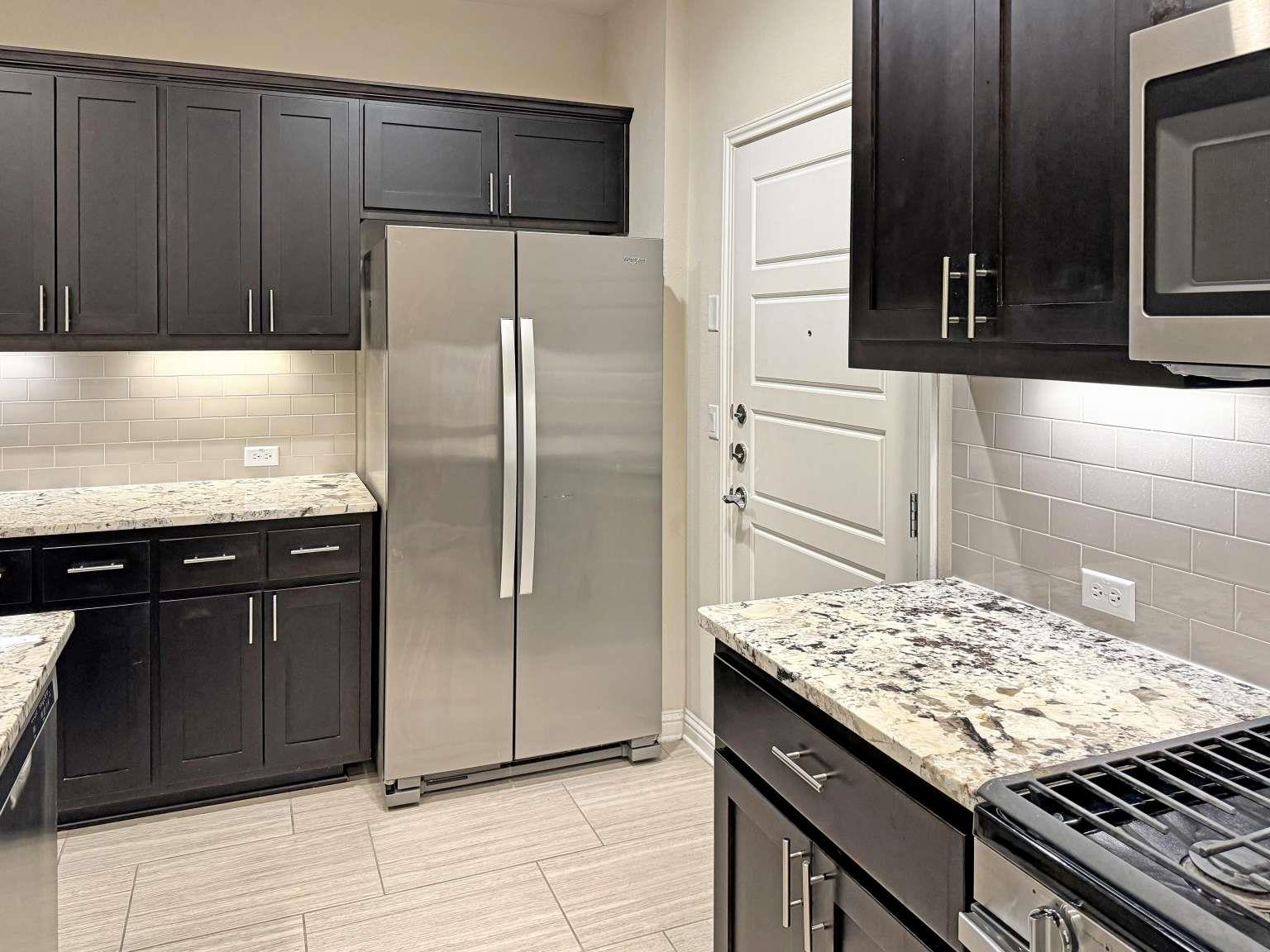 13800 Lyndhurst St # 223, Austin, TX 78717