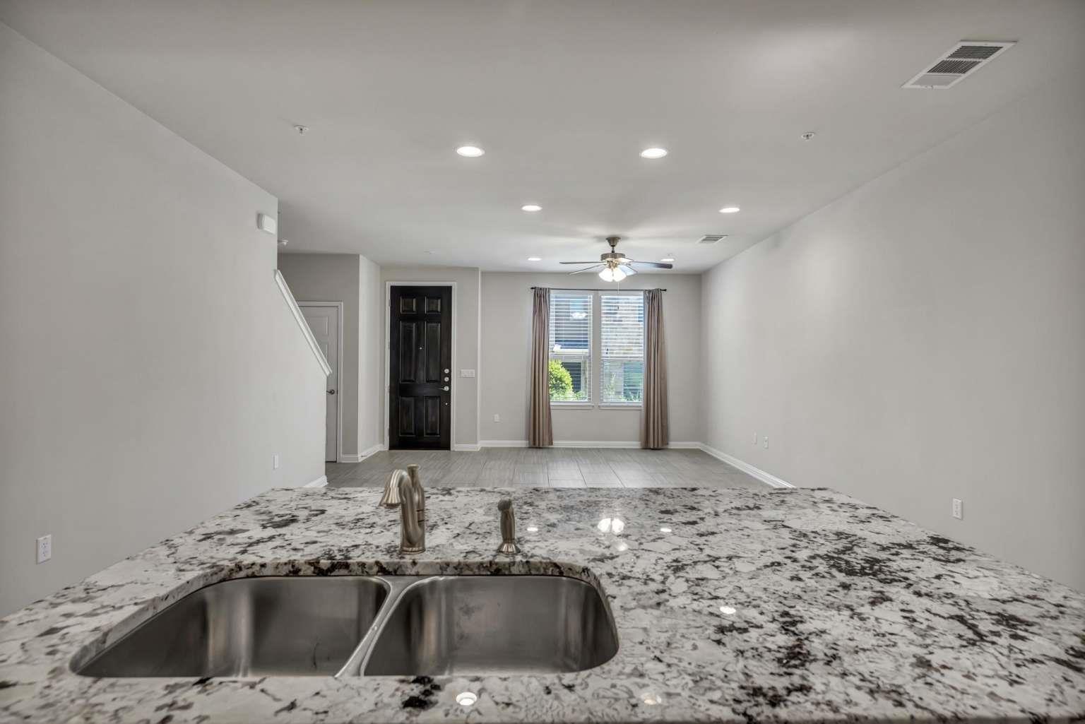 13800 Lyndhurst St # 223, Austin, TX 78717