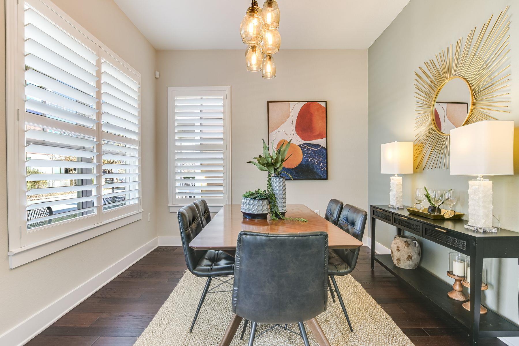 2405 Moreno St, Austin, TX 78723