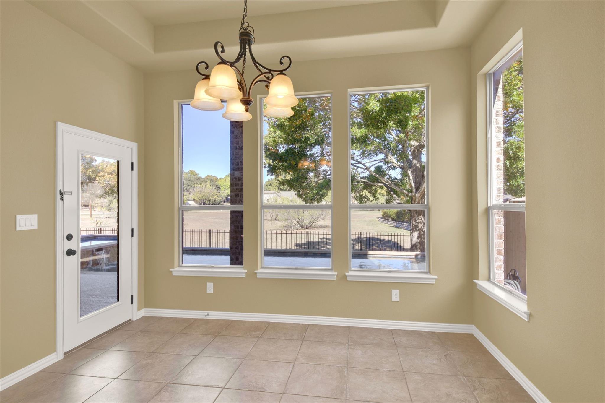 3514 Aquamarine Dr, Round Rock, TX 78681