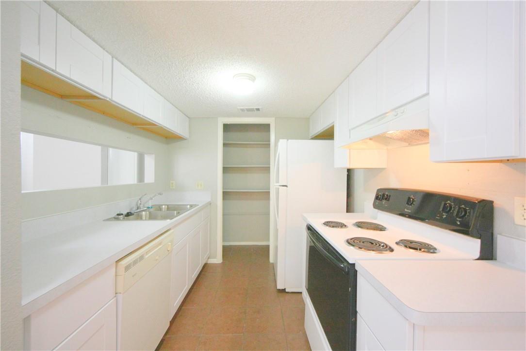 1013 Fieldwood Dr # B, Austin, TX 78758