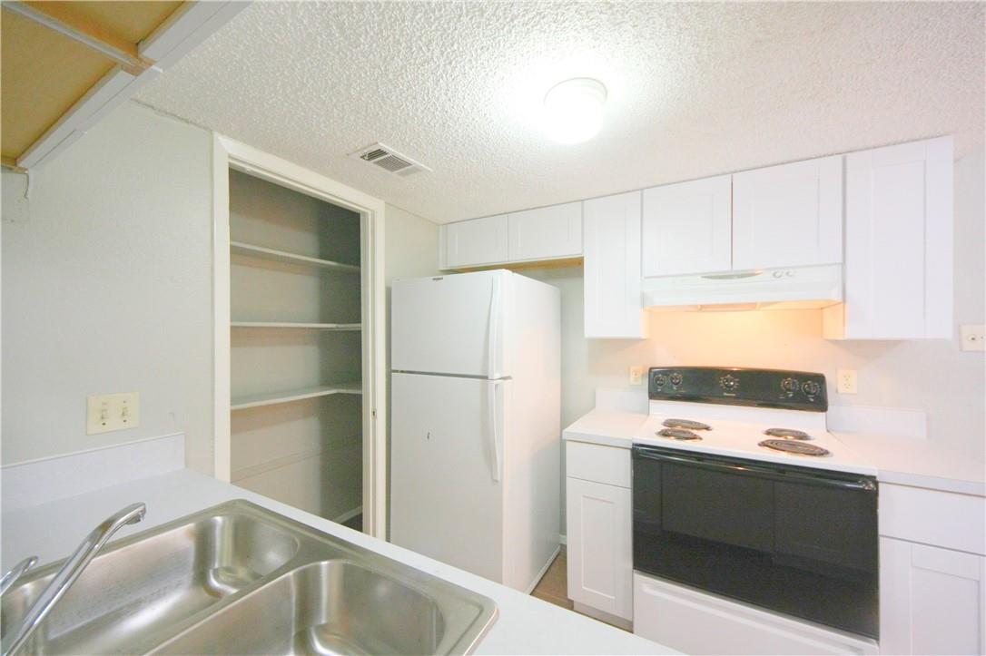 1013 Fieldwood Dr # B, Austin, TX 78758