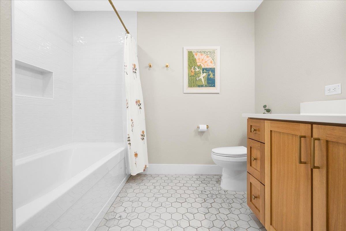 5702 Buffalo Pass, Austin, TX 78745