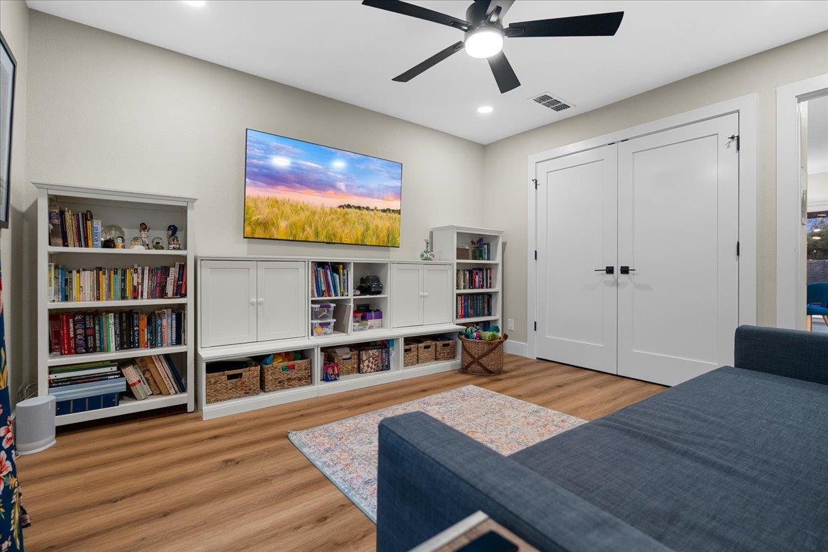 5702 Buffalo Pass, Austin, TX 78745