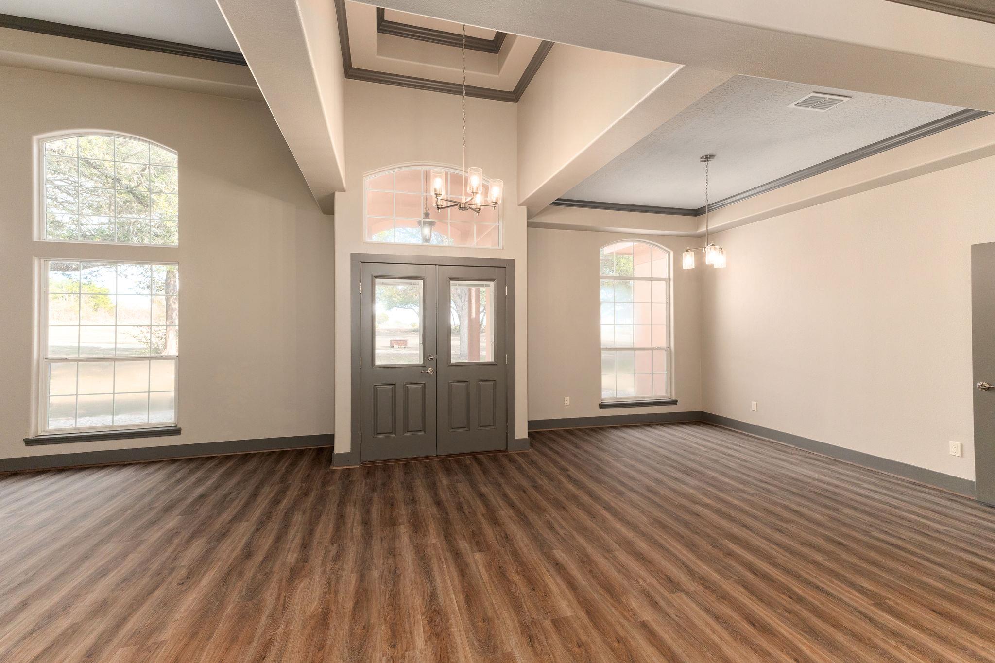 250 Bucek Ln, Schulenburg, TX 78956