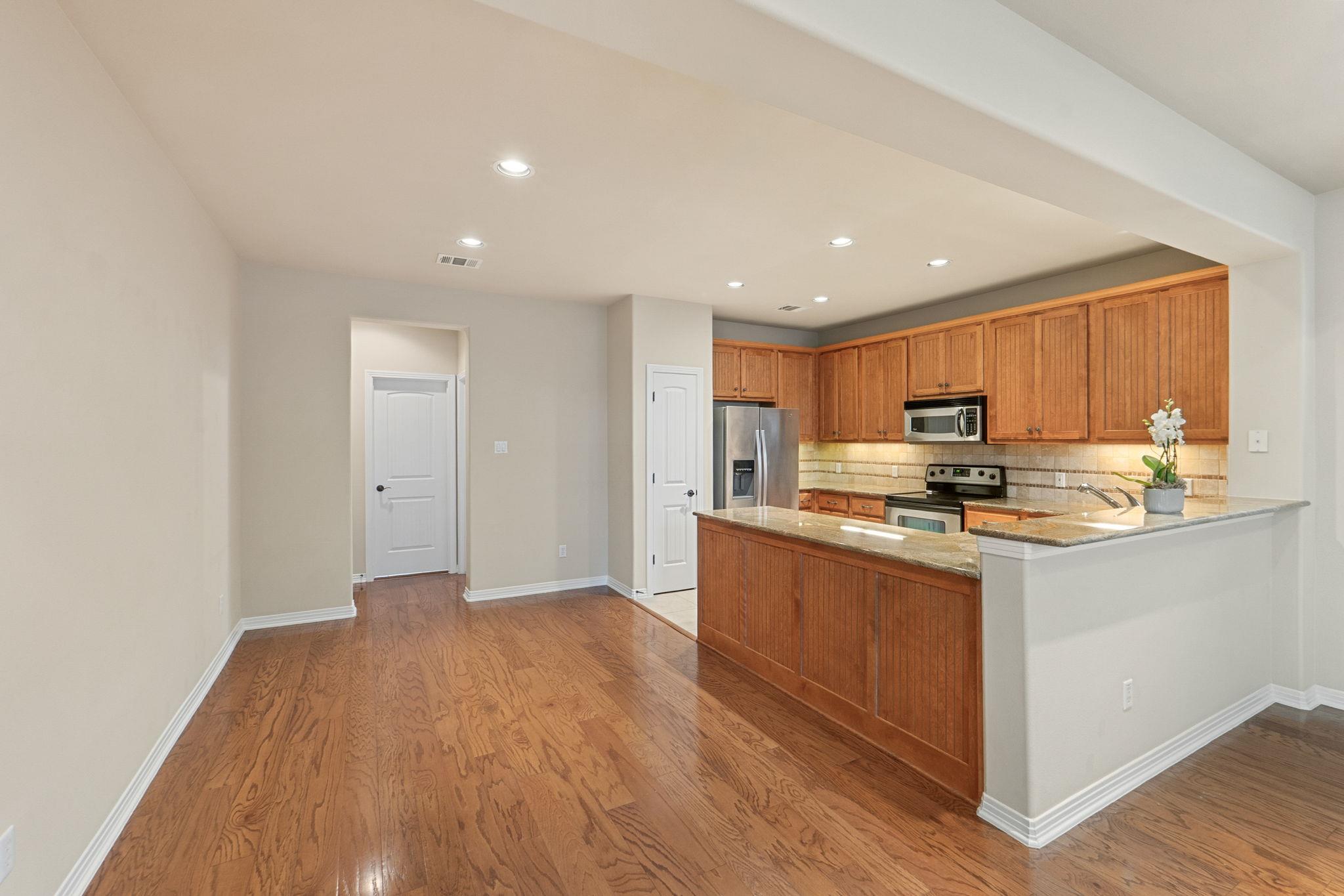 8917 Old Lampasas Trl # 33, Austin, TX 78750