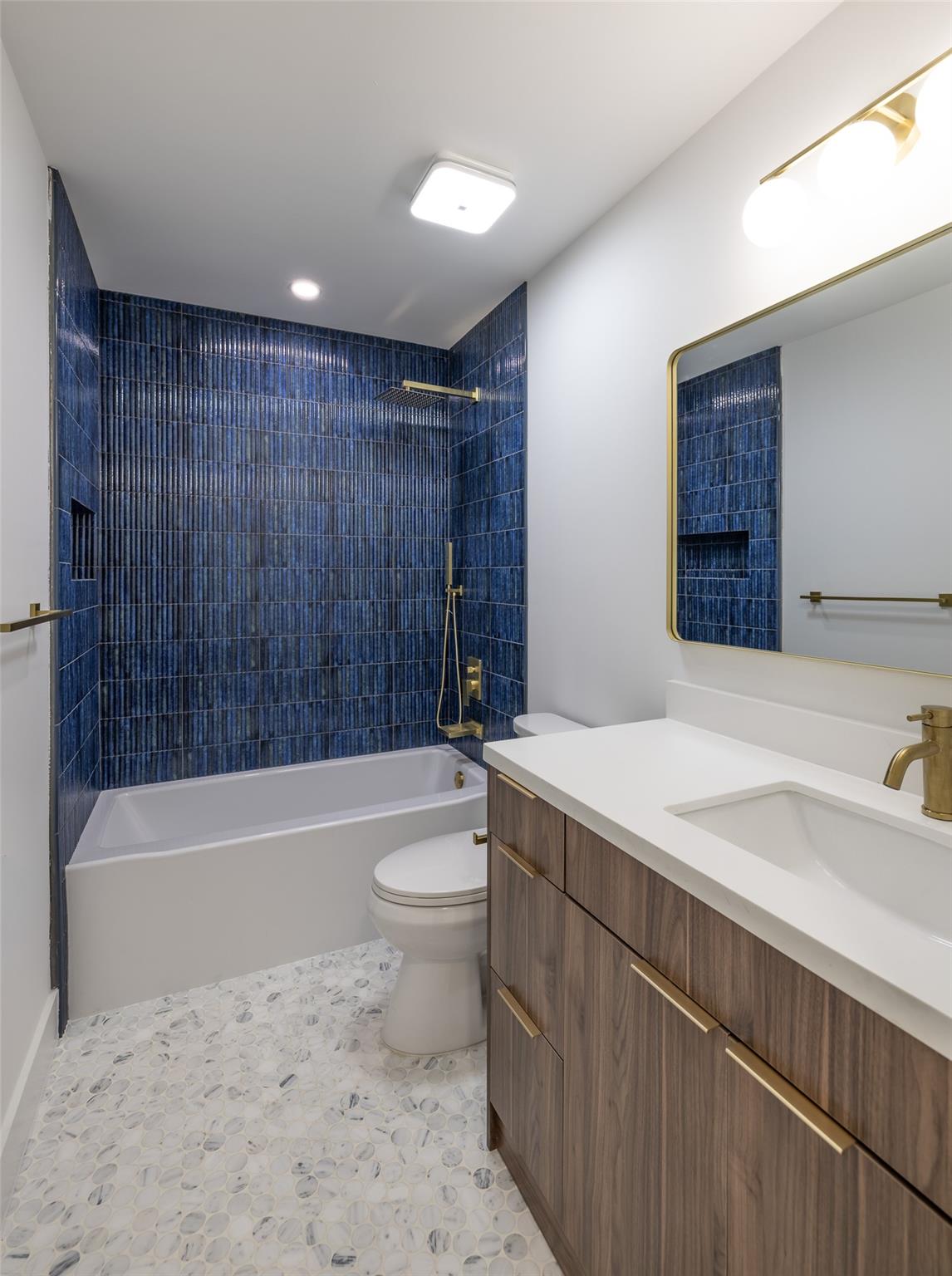 1206 Cloverleaf Dr, Austin, TX 78723