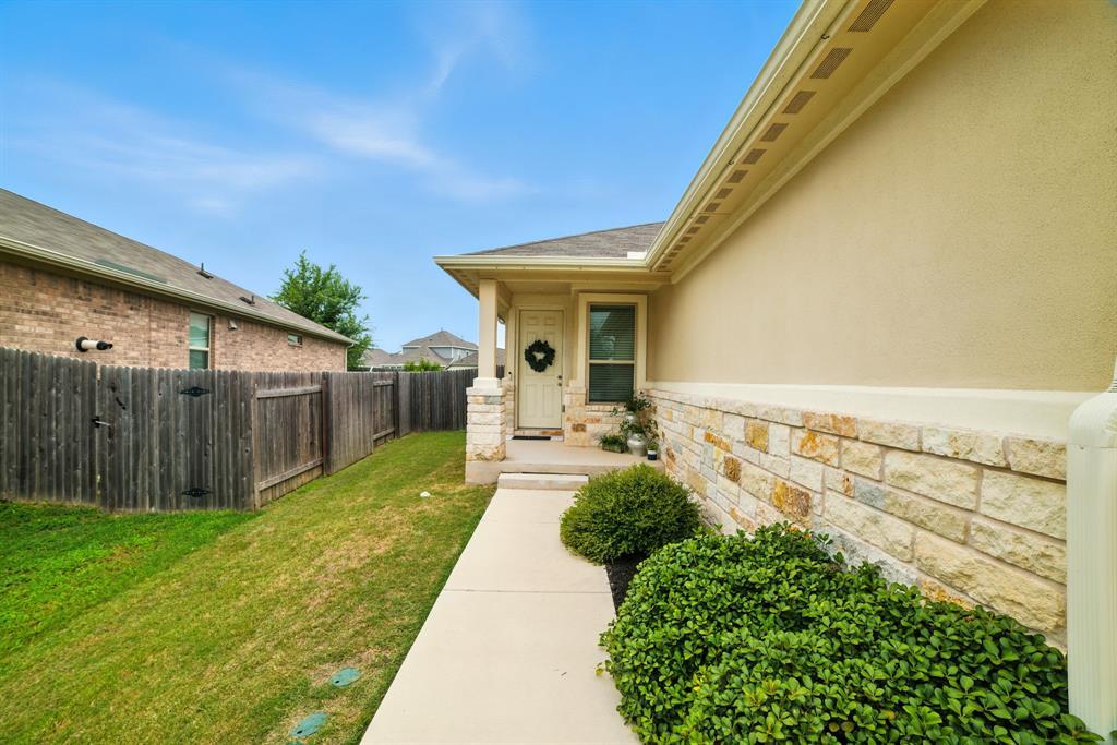 324 Mountain Valley St, Georgetown, TX 78628