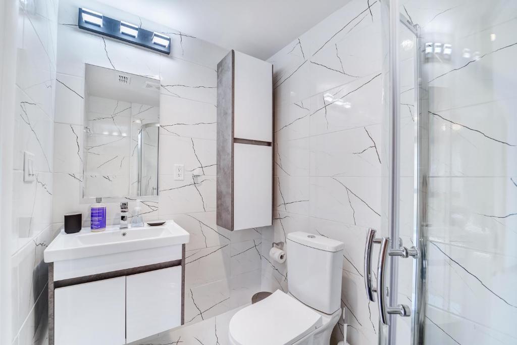 1409 E M Franklin Ave # B, Austin, TX 78721