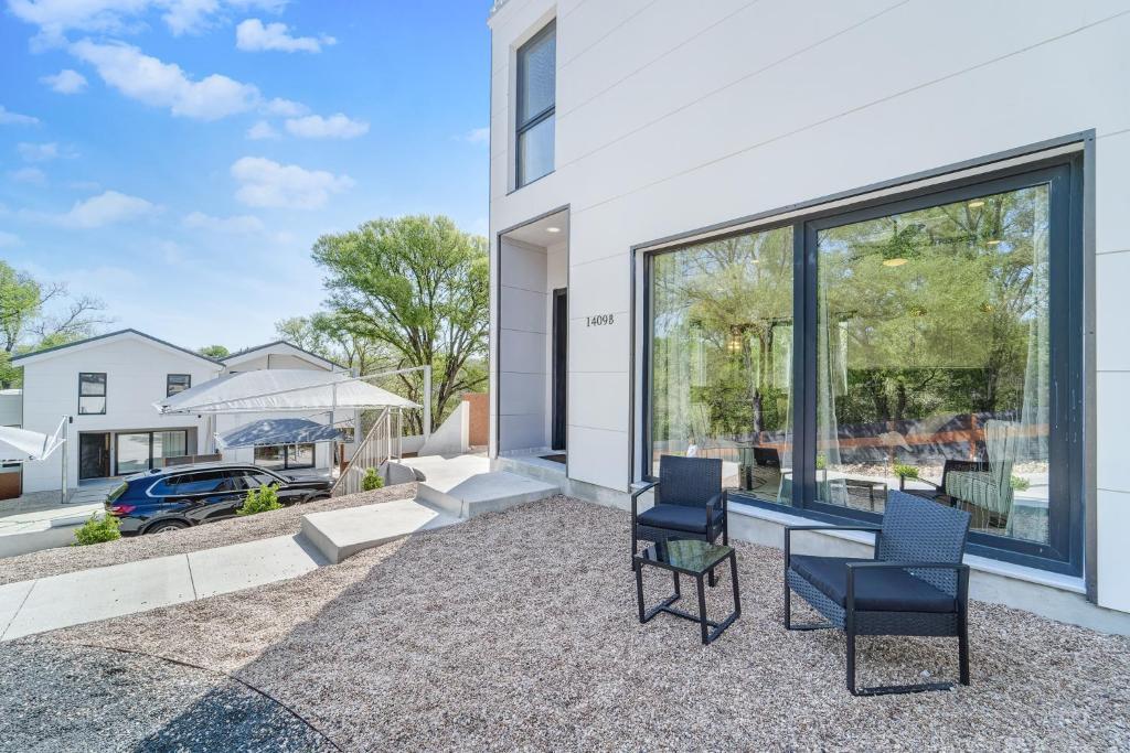 1409 E M Franklin Ave # B, Austin, TX 78721