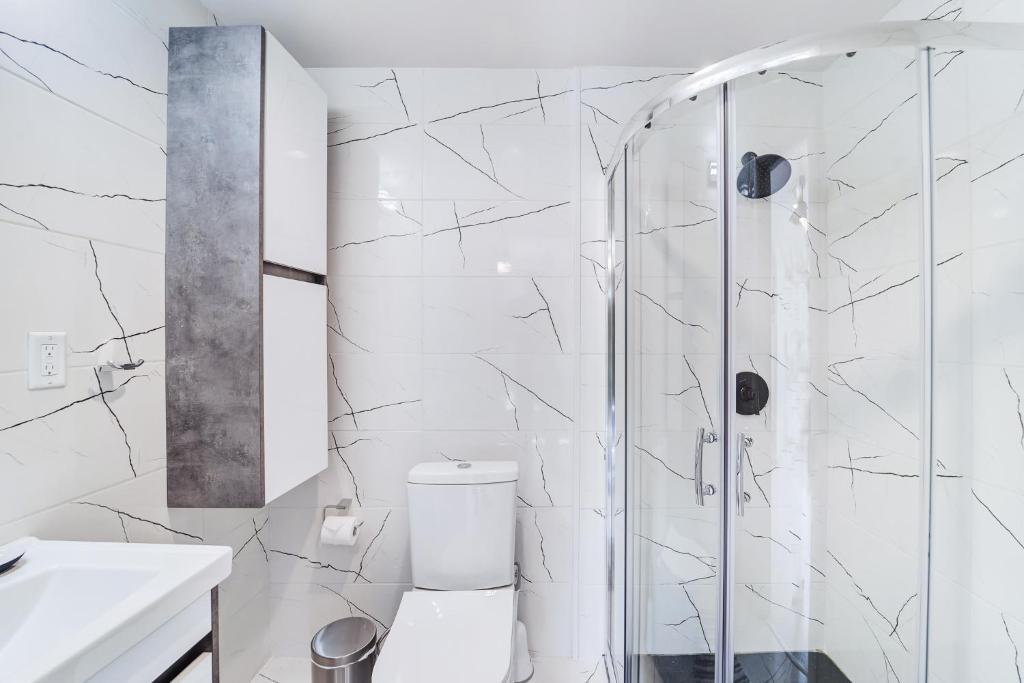 1409 E M Franklin Ave # B, Austin, TX 78721